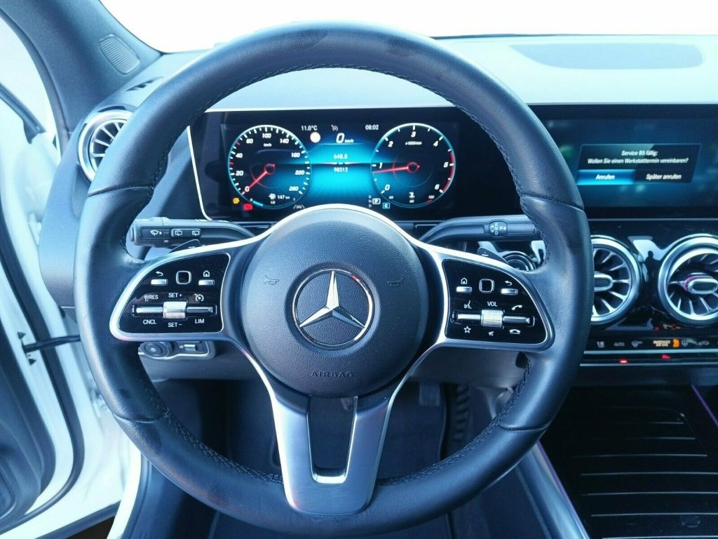 Mercedes-Benz GLA 220 d AUT Kam. KlimaA LED LM Navi PDC SHZ foto 14