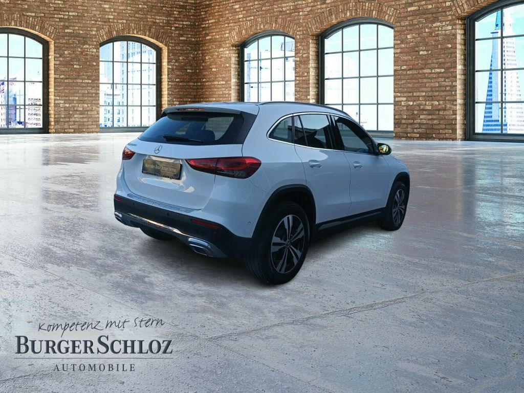 Mercedes-Benz GLA 220 d AUT Kam. KlimaA LED LM Navi PDC SHZ foto 5