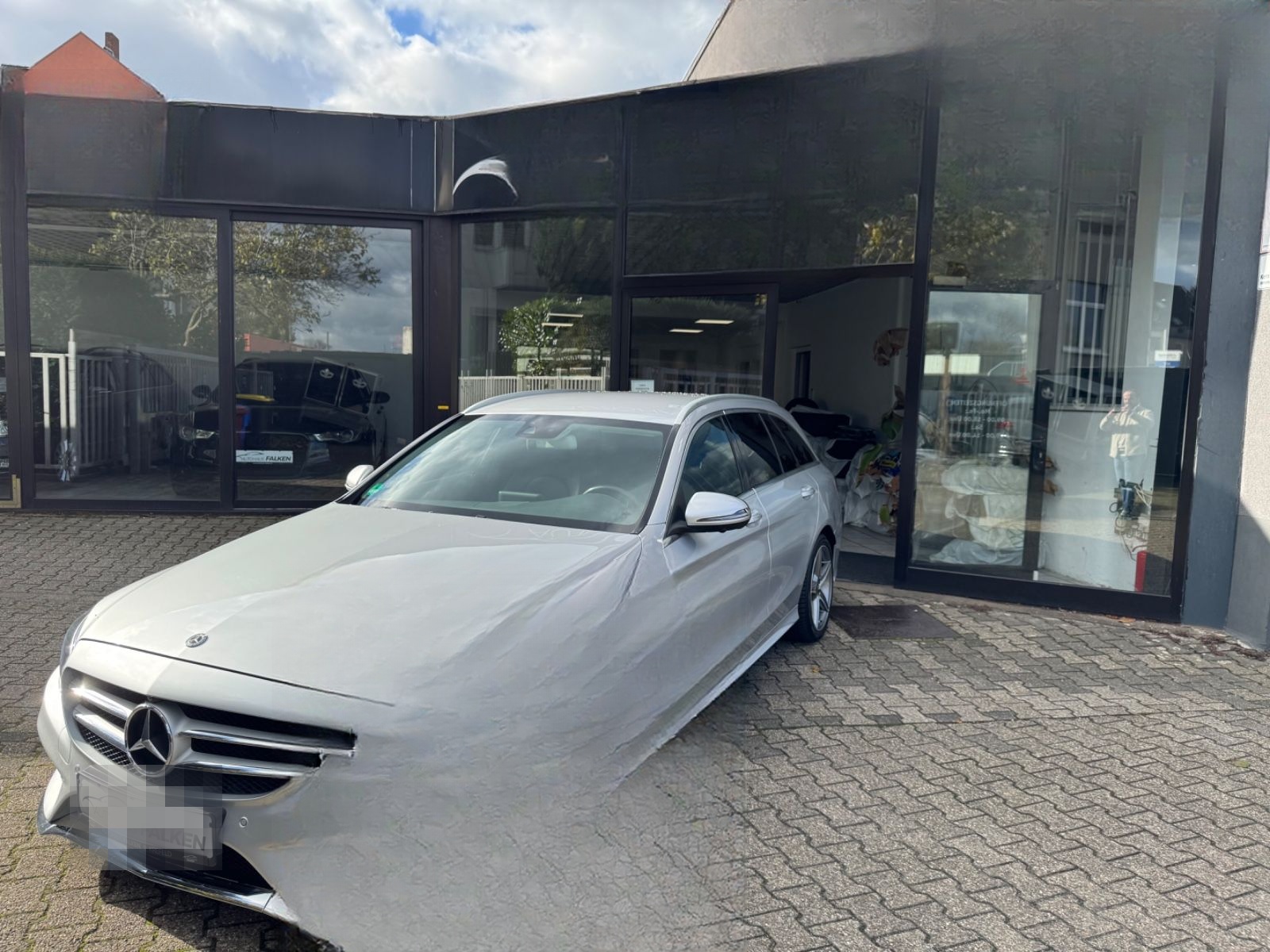 Mercedes-Benz C 180 T AMG LINE Burmester 360° *Garantie* 1H/SH foto 2