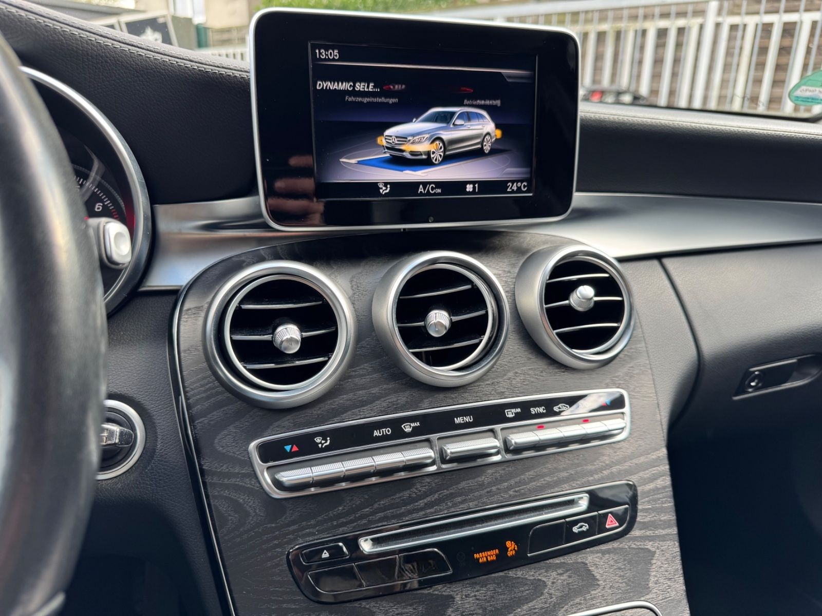 Mercedes-Benz C 180 T AMG LINE Burmester 360° *Garantie* 1H/SH foto 17