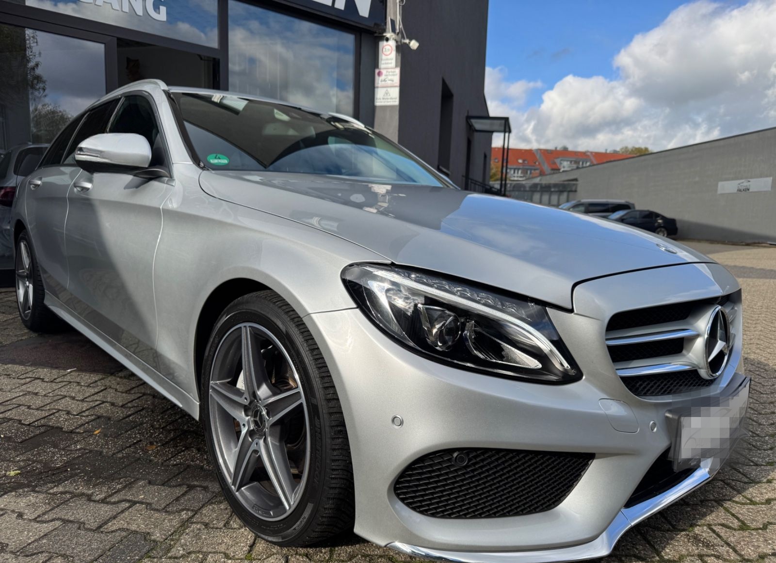 Mercedes-Benz C 180 T AMG LINE Burmester 360° *Garantie* 1H/SH foto 3
