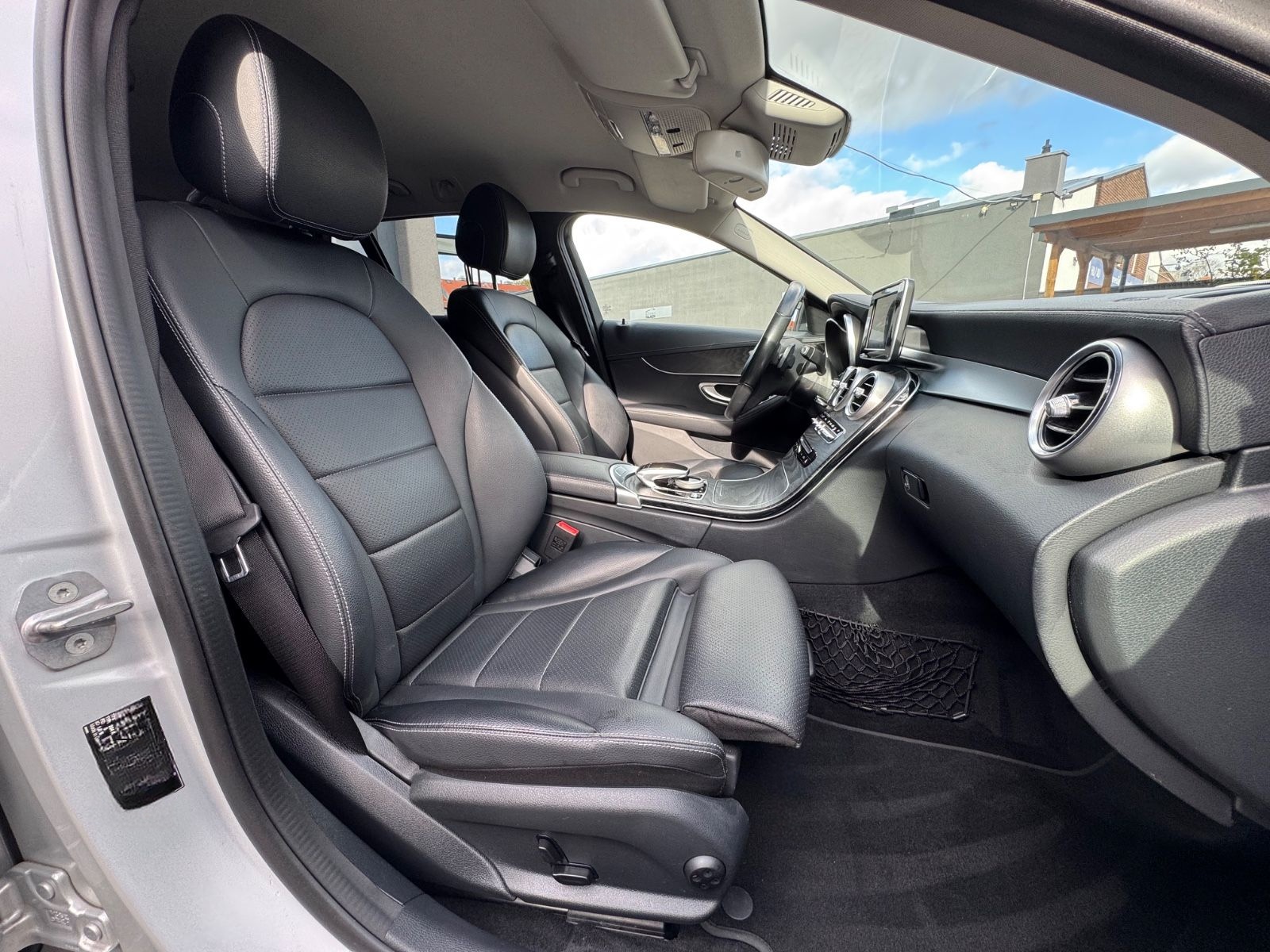 Mercedes-Benz C 180 T AMG LINE Burmester 360° *Garantie* 1H/SH foto 9