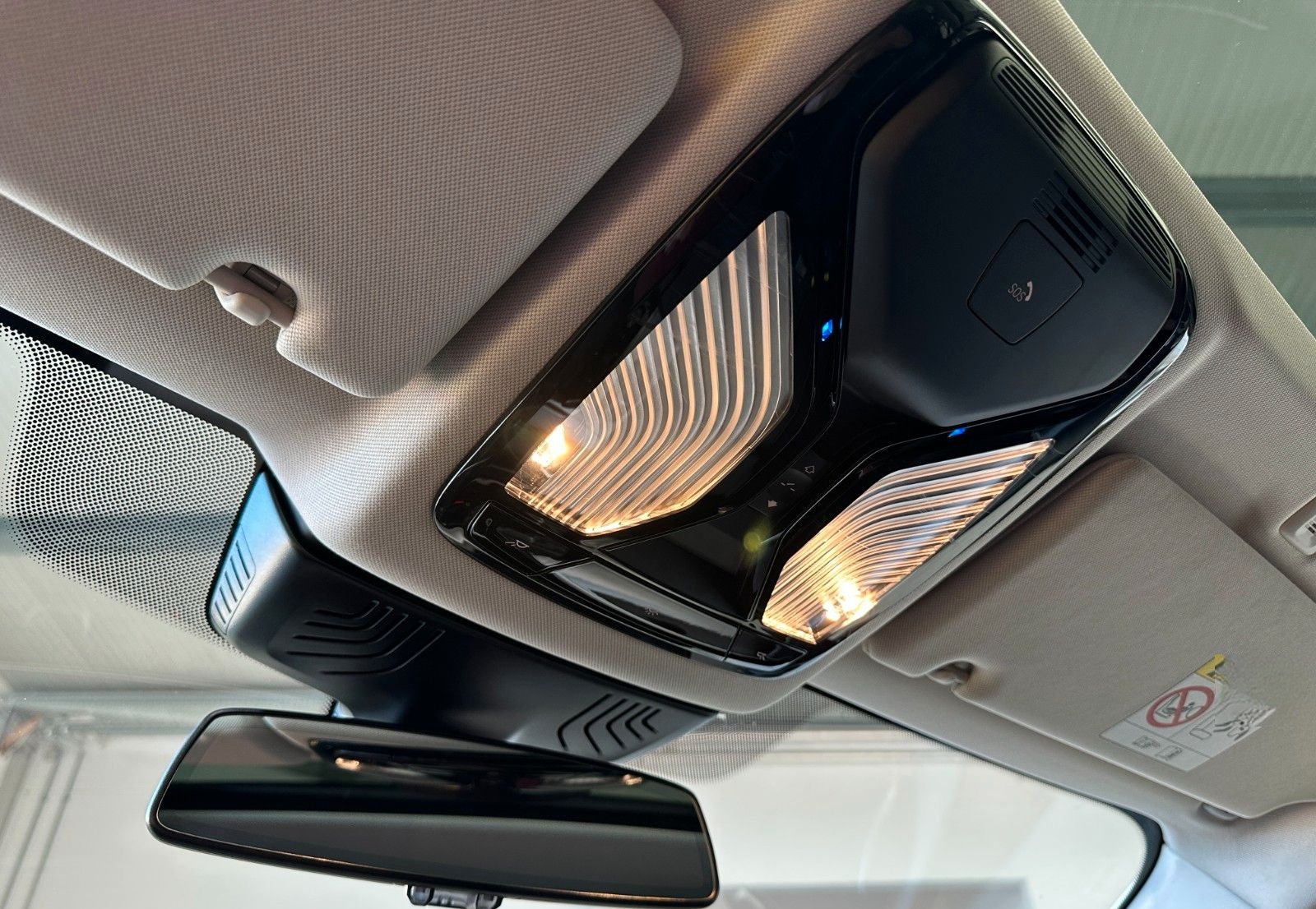 BMW 530e xDrive Touring Aut. Navi*Leder*LED*AHK* foto 24