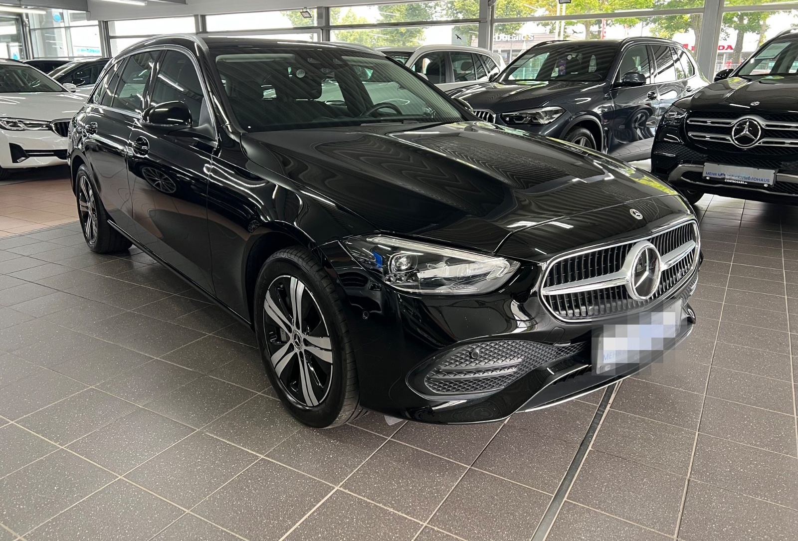 Mercedes-Benz C 300 e T Avantgarde Assitenz+HighEnd+Digi Light foto 3