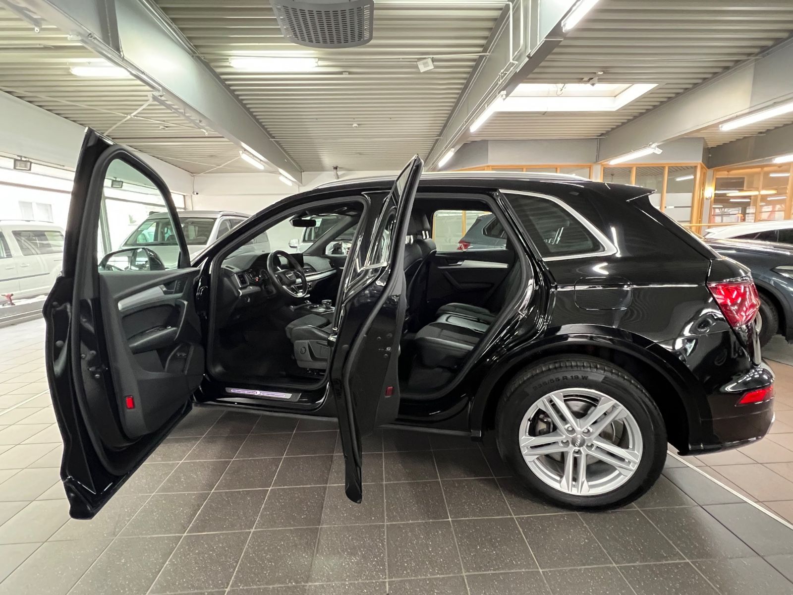 Audi Q5 50 TFSI e quattro sport S Line Stadt+Tour+LED foto 8
