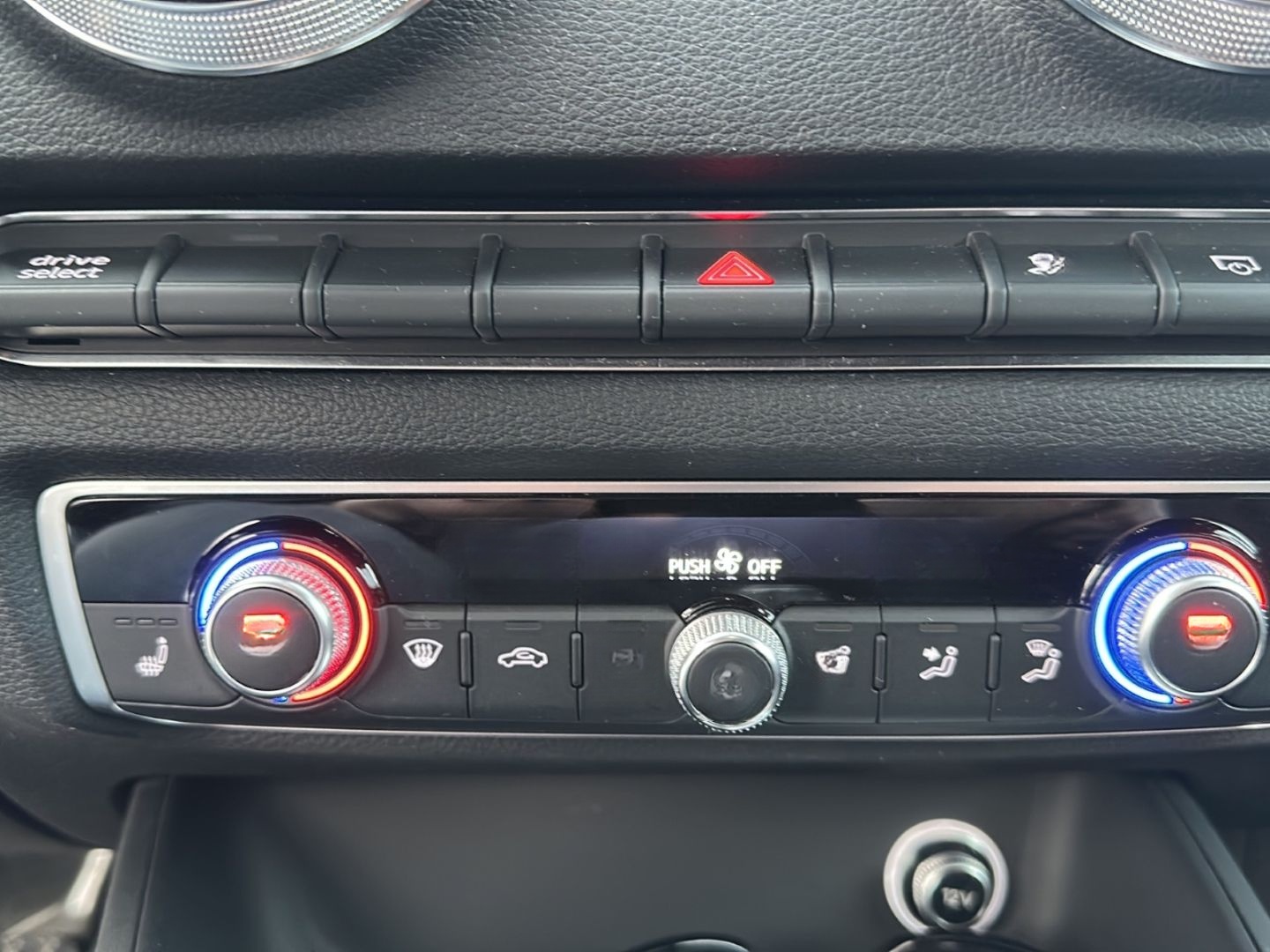 Audi A3 Sportback sport Navi Soundsystem  SHZ Keyless foto 18