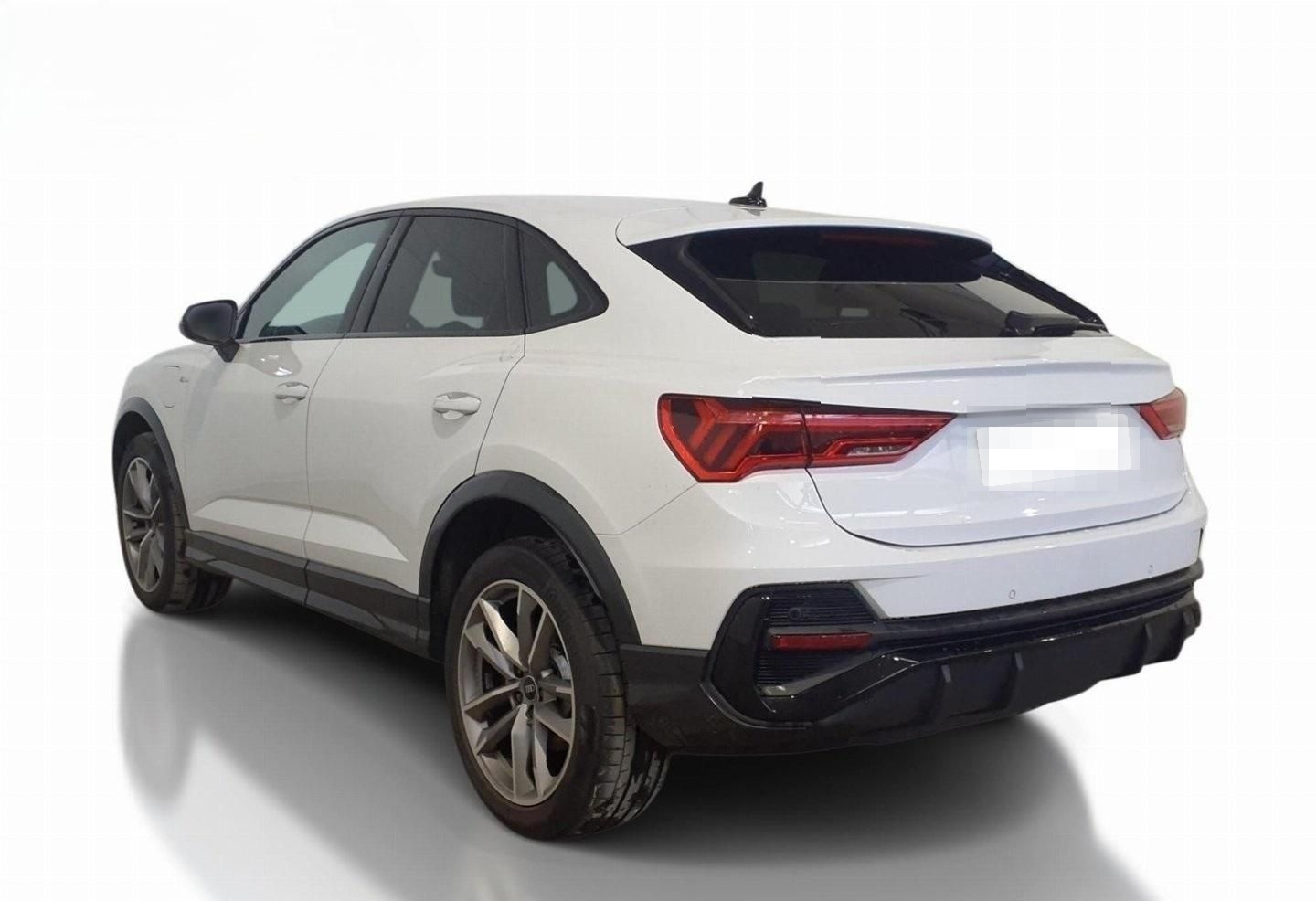 Audi Q3 Sportback 45 TFSIe S-Line MATRIX VC TEMPOMAT foto 7