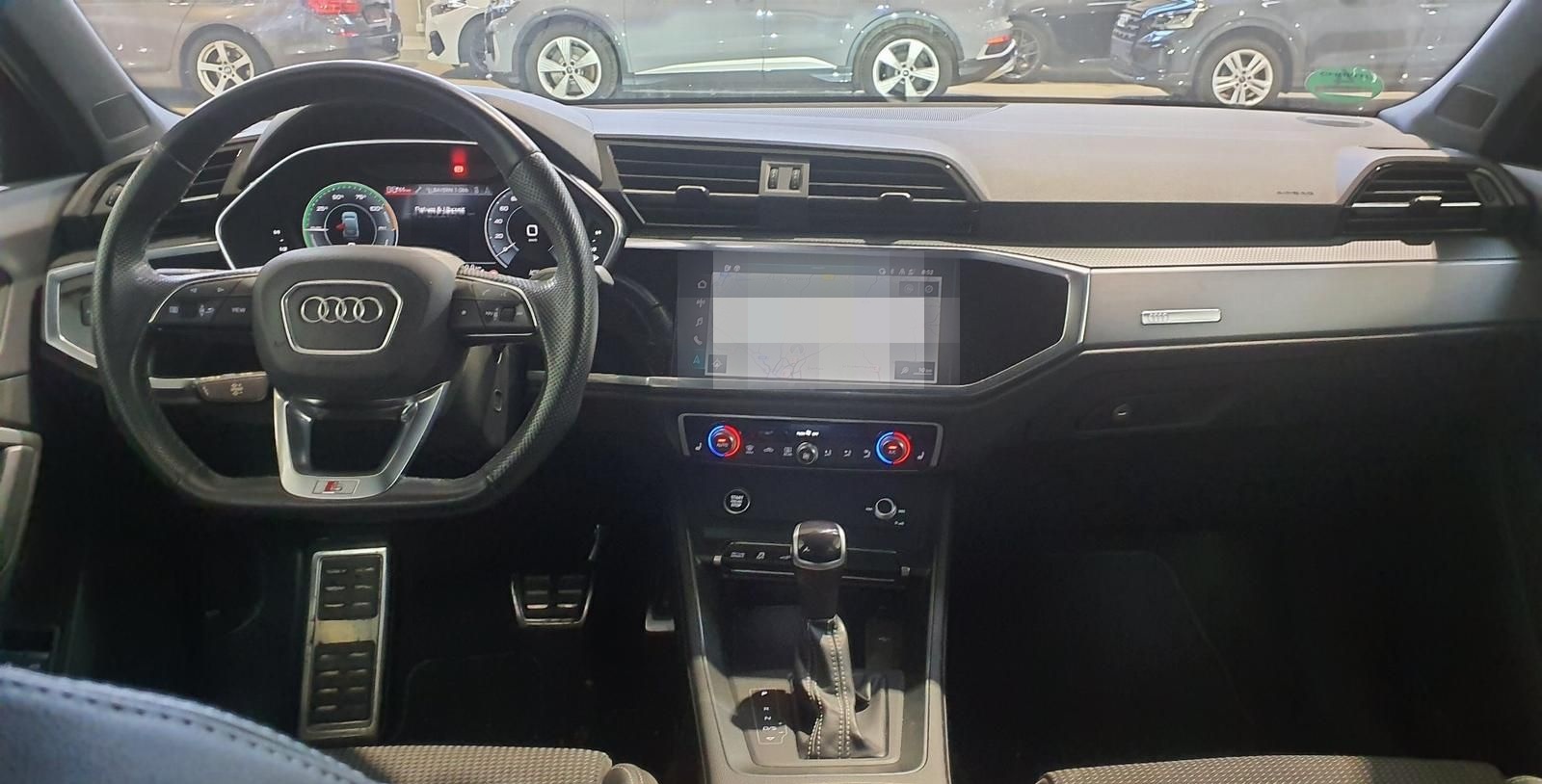 Audi Q3 Sportback 45 TFSIe S-Line MATRIX VC TEMPOMAT foto 10