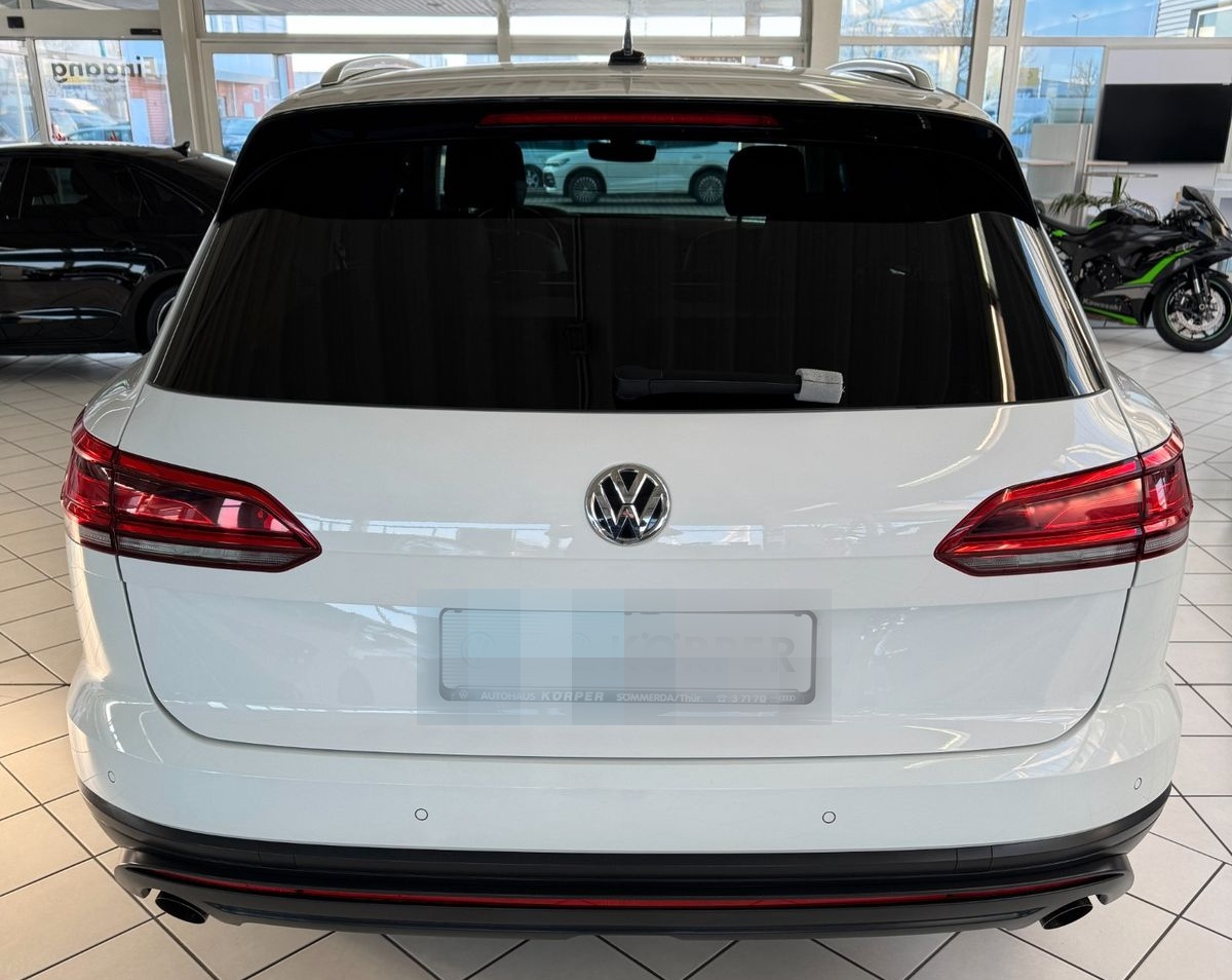 Volkswagen Touareg Basis 3.0 V6 4Motion foto 3