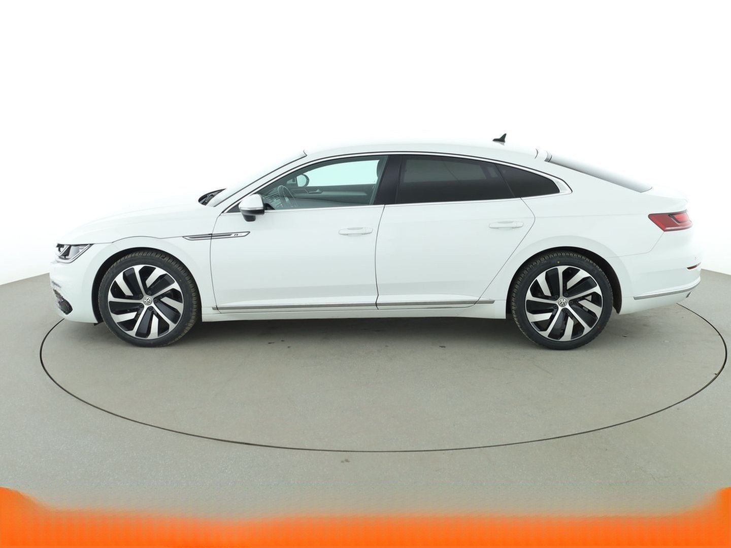 Volkswagen 2.0 TSI R-Line Aut.*NAV*LED*ACC*CAM*PDC*SHZ*ALU* foto 3