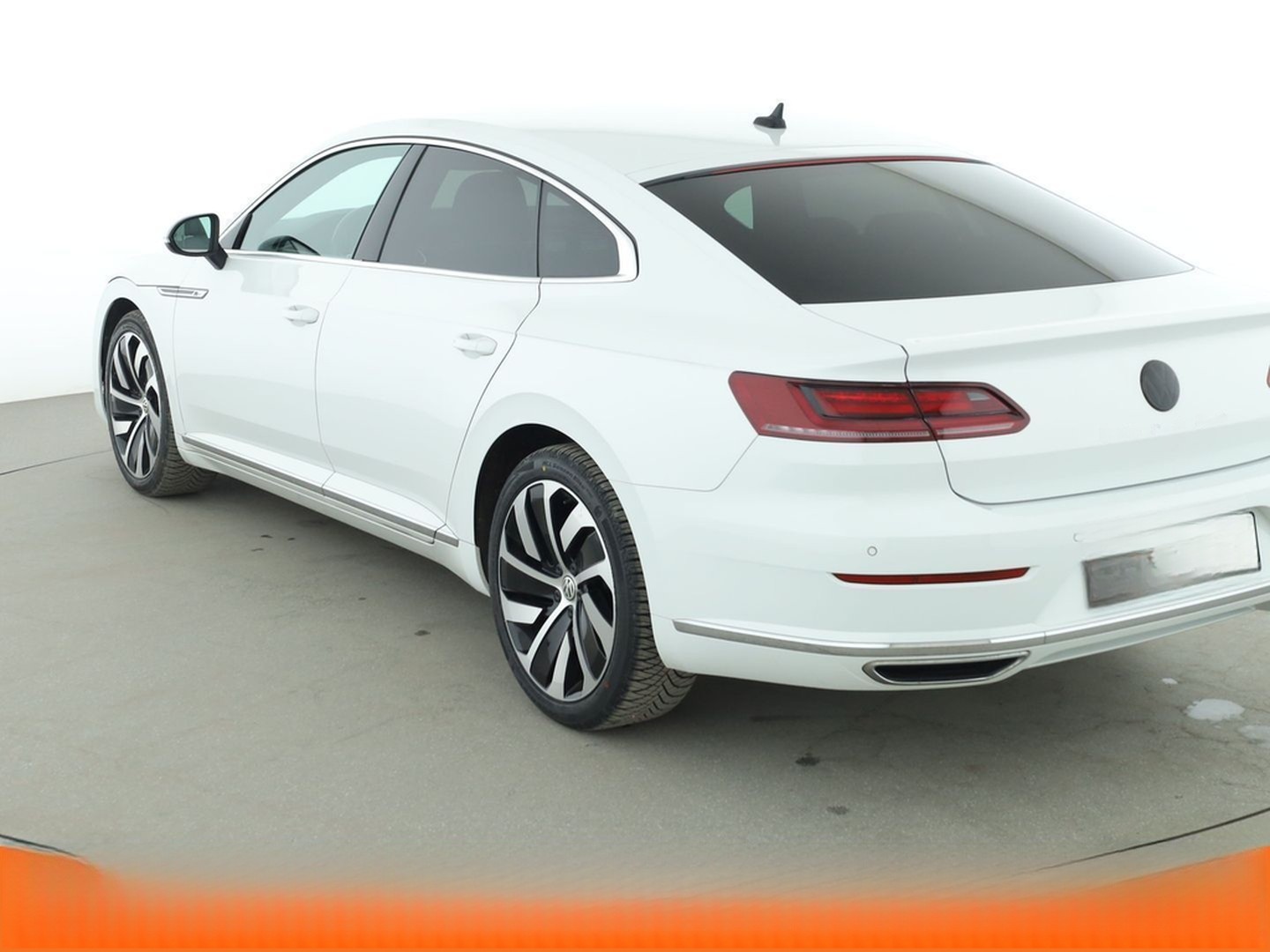 Volkswagen 2.0 TSI R-Line Aut.*NAV*LED*ACC*CAM*PDC*SHZ*ALU* foto 4