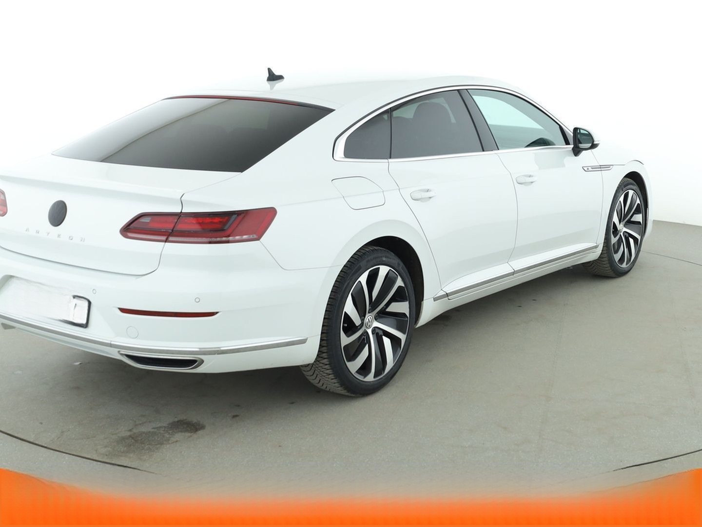 Volkswagen 2.0 TSI R-Line Aut.*NAV*LED*ACC*CAM*PDC*SHZ*ALU* foto 6