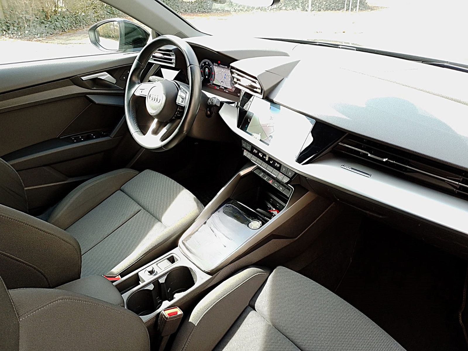 Audi A3 Sportback 35 TDI Navi*LED*AHK*ACC*Sport*AbTem foto 15