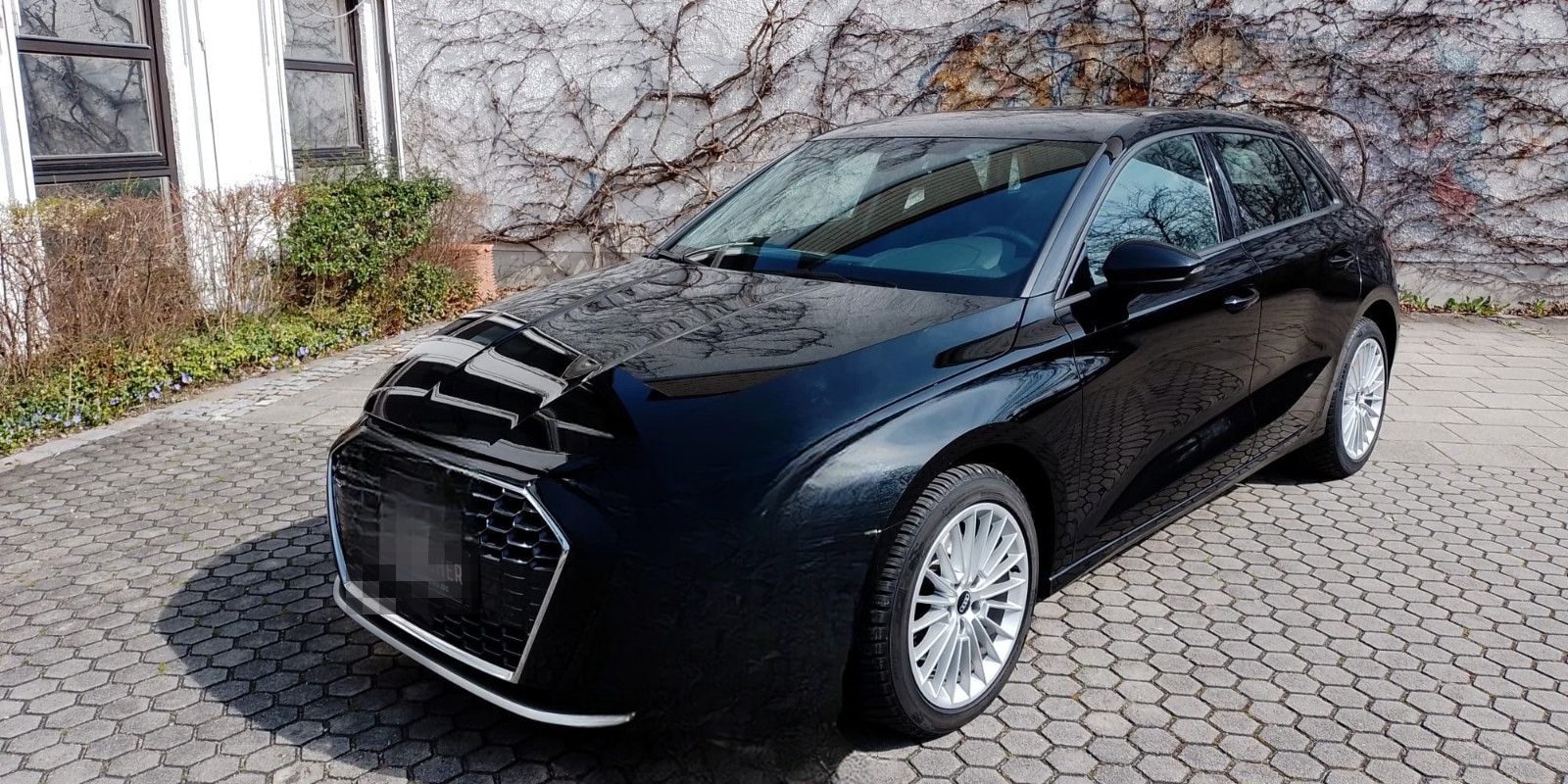 Audi A3 Sportback 35 TDI Navi*LED*AHK*ACC*Sport*AbTem foto 3