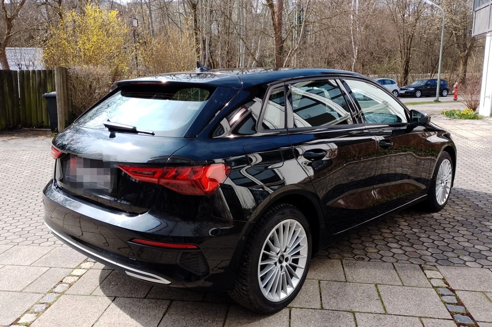 Audi A3 Sportback 35 TDI Navi*LED*AHK*ACC*Sport*AbTem foto 8