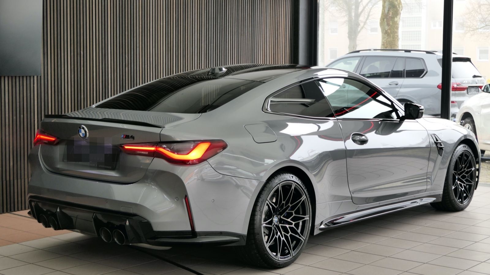 BMW M4 Coupe Competition|CARBON|Skyscraper Individua foto 2