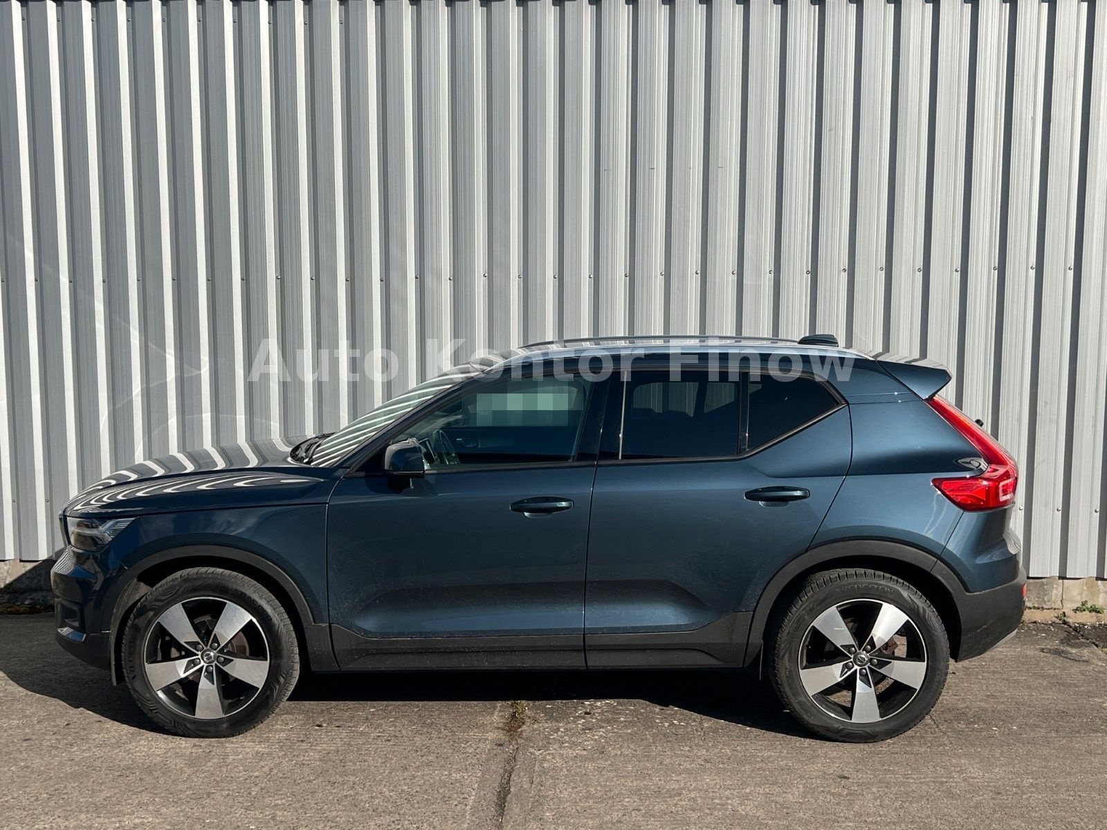 Volvo XC 40 XC40 Momentum Pro 2WD foto 2
