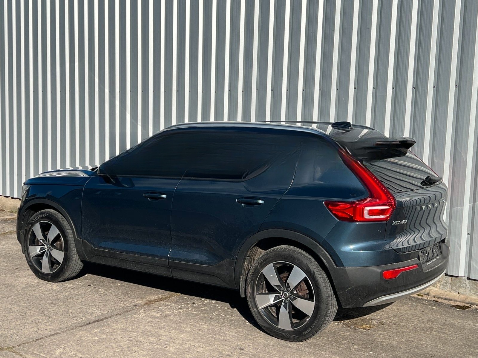 Volvo XC 40 XC40 Momentum Pro 2WD foto 3