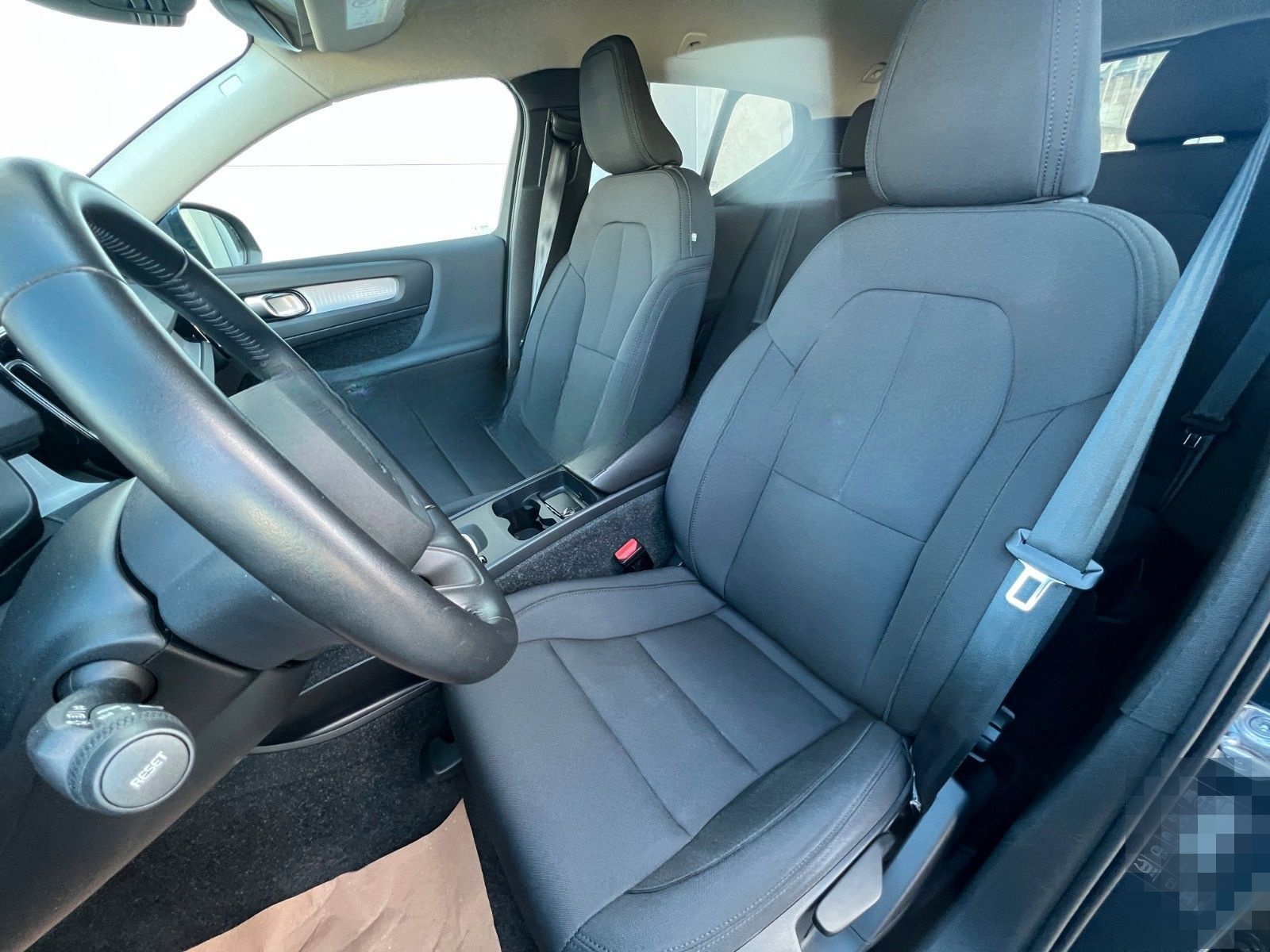 Volvo XC 40 XC40 Momentum Pro 2WD foto 8