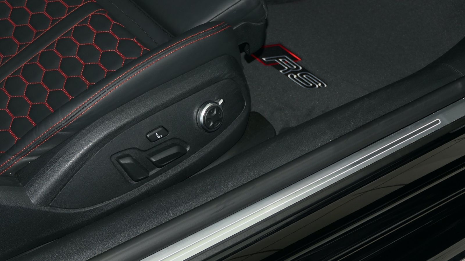 Audi RS 5 Coupe 2.9 TFSI quattro|PANO.|360°|280kmh| foto 12