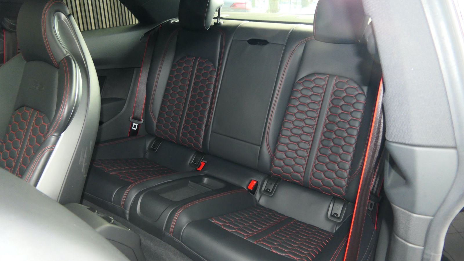 Audi RS 5 Coupe 2.9 TFSI quattro|PANO.|360°|280kmh| foto 8