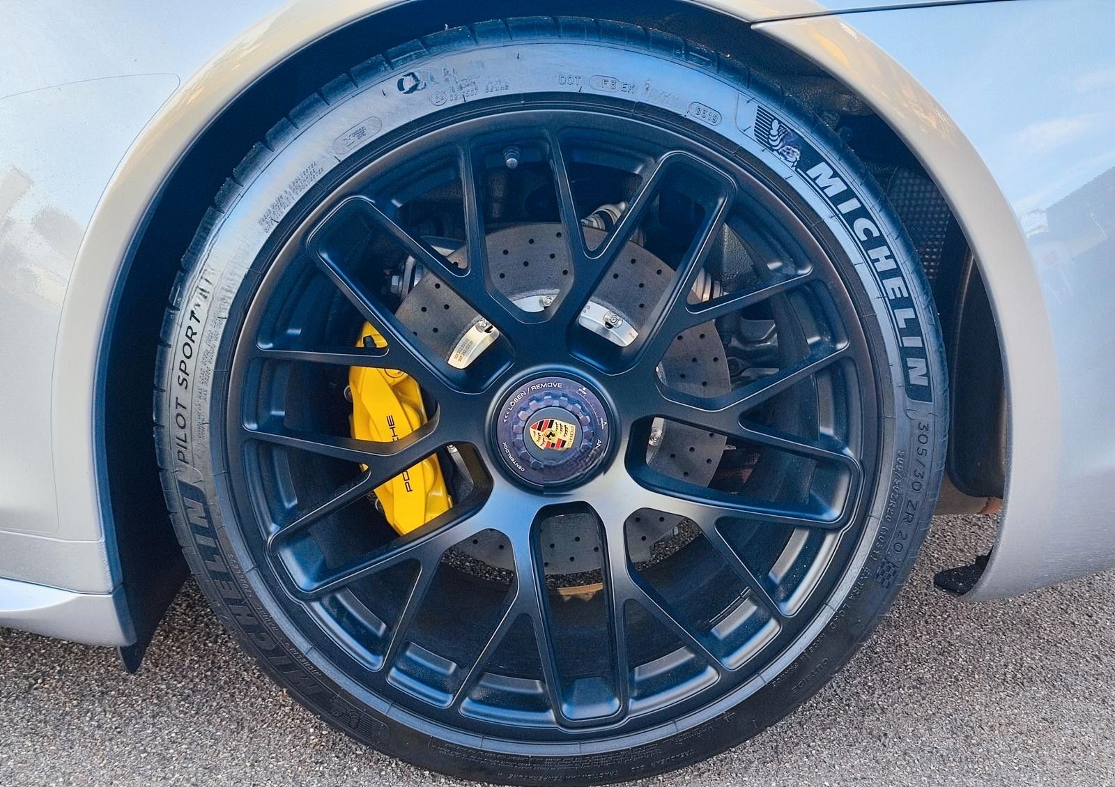 Porsche 911 Carrera 4 GTS Porsche Approved Saugmotor foto 12