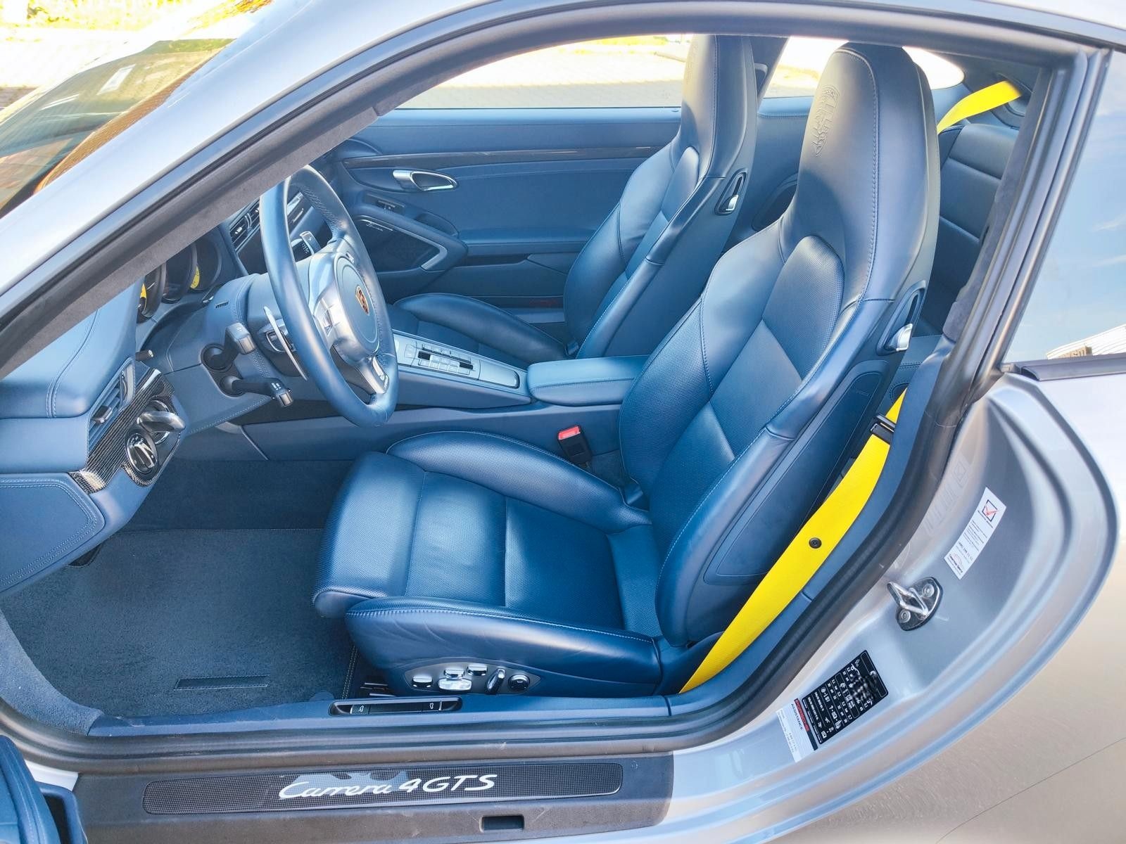 Porsche 911 Carrera 4 GTS Porsche Approved Saugmotor foto 17