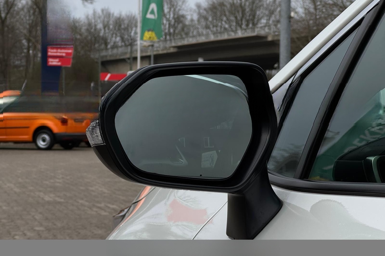 Toyota Corolla 2.0*HYBRID*GR-SPORT*HEAD-UP*PANO*TÜV NEU foto 9