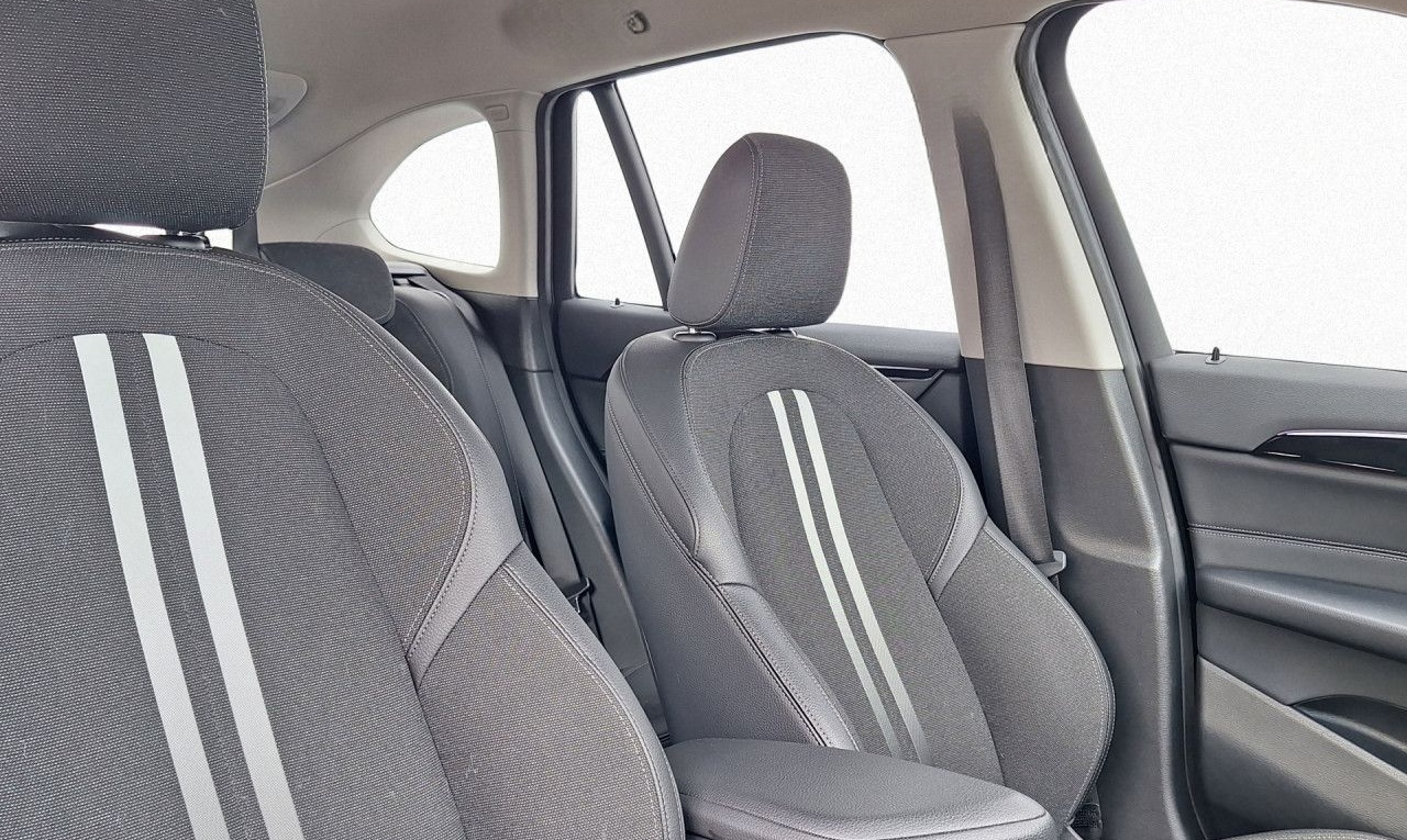 BMW X1 sDrive18i Sport Line Navi,RFK,USB,DAB,LED,18 foto 6