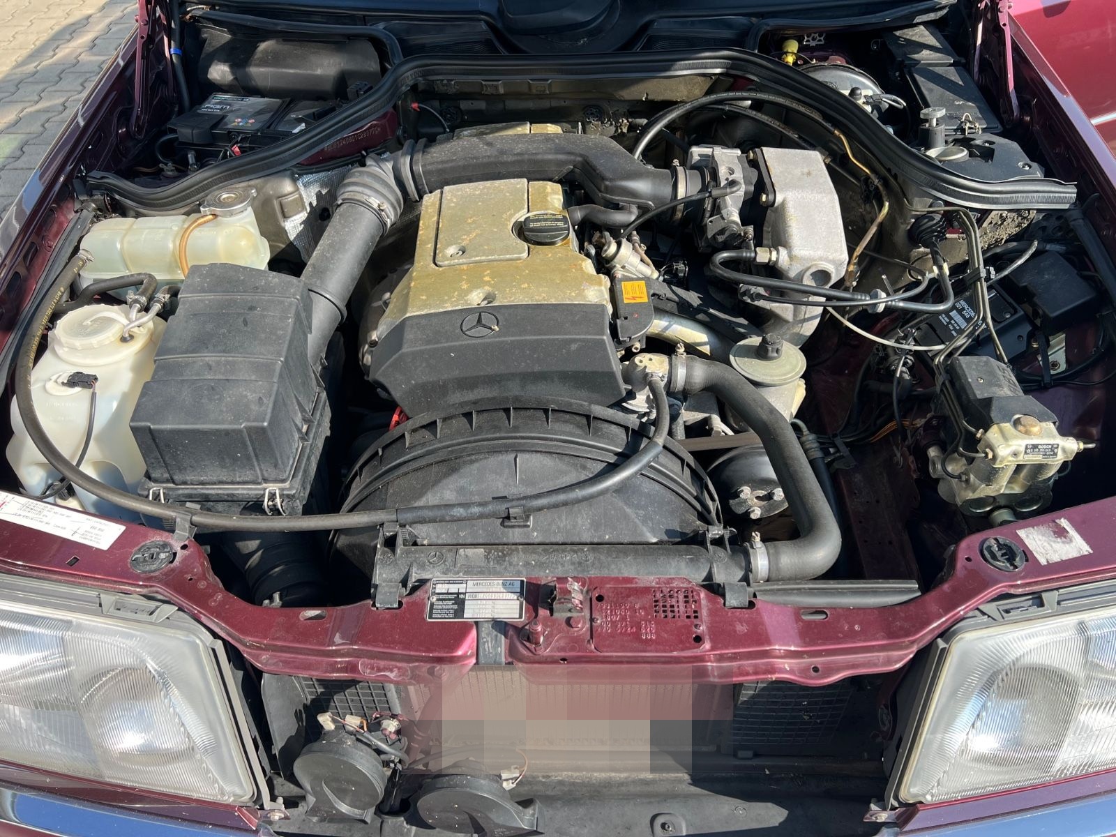 Mercedes-Benz E 200 Cabrio mit sehr wenig Kilometern foto 15