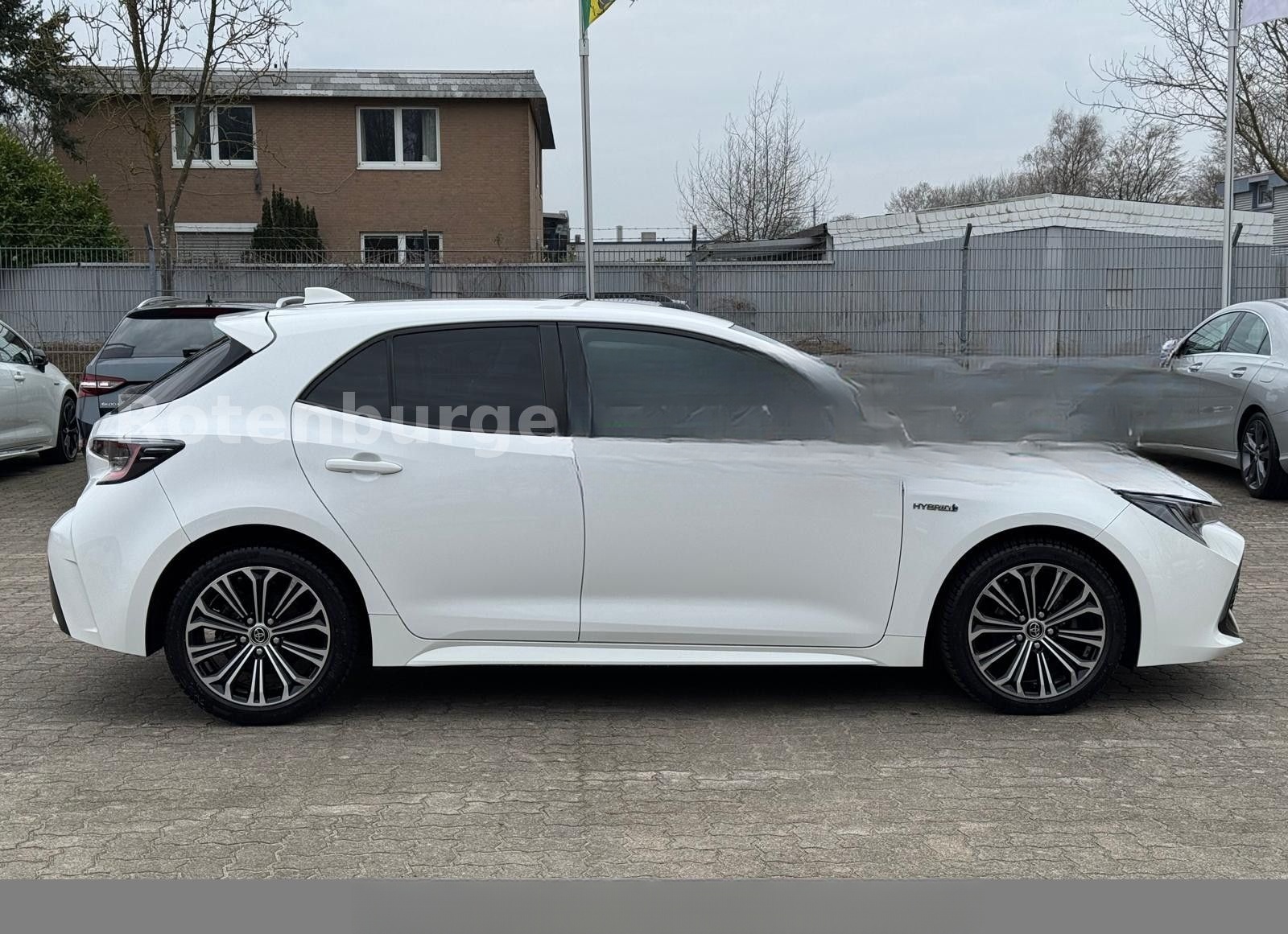 Toyota Corolla 1.8*HYBRID*CLUB*VIRTUAL*KAMERA*TÜV NEU* foto 4