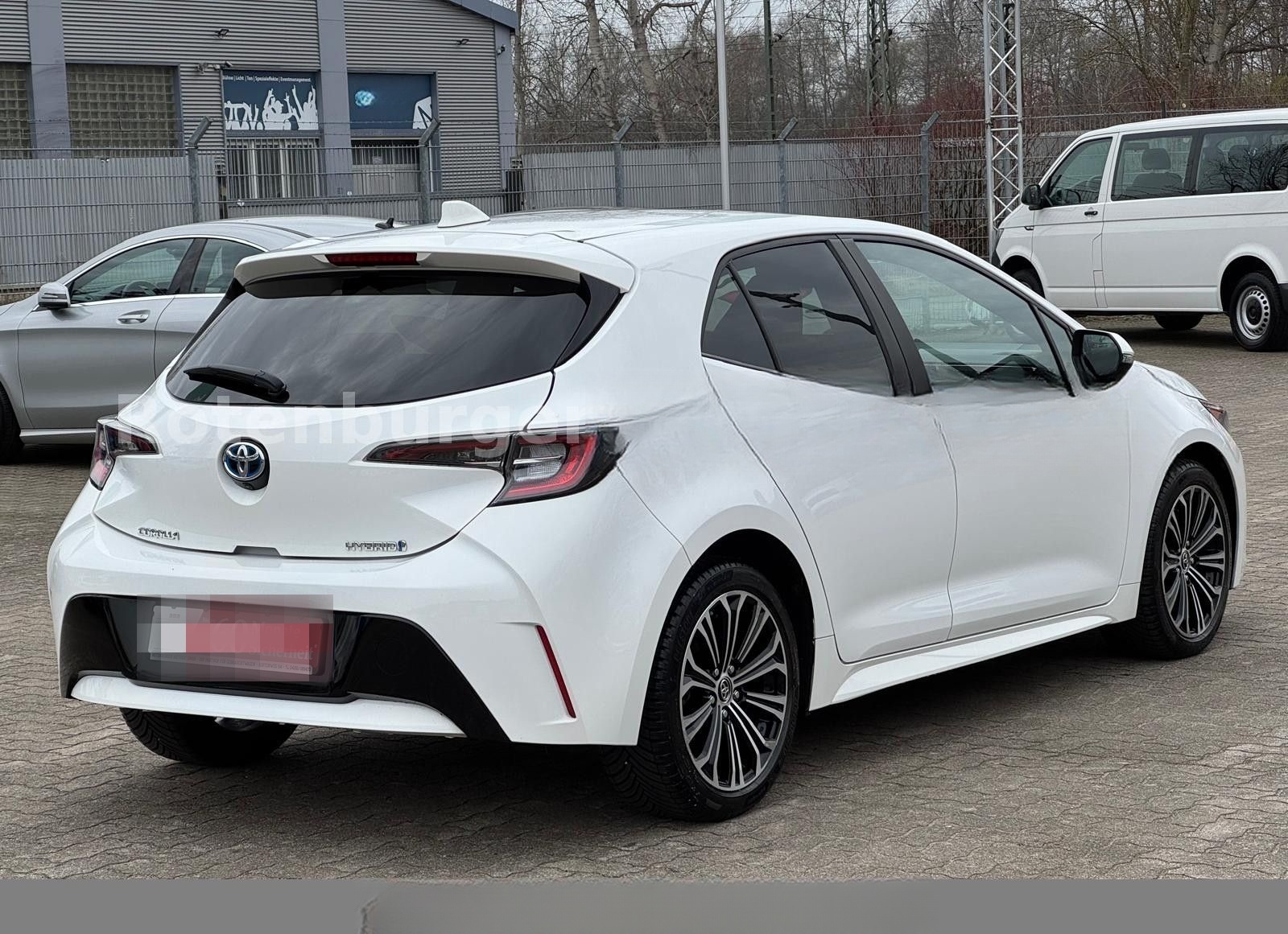 Toyota Corolla 1.8*HYBRID*CLUB*VIRTUAL*KAMERA*TÜV NEU* foto 5