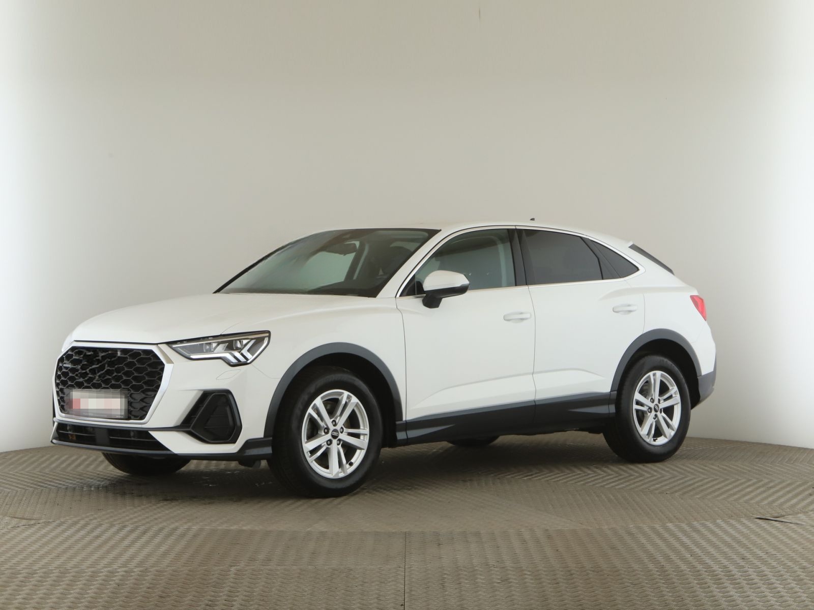 Audi Q3 Sportback 40 TDI quattro Matrix+RFK+StandH foto 2