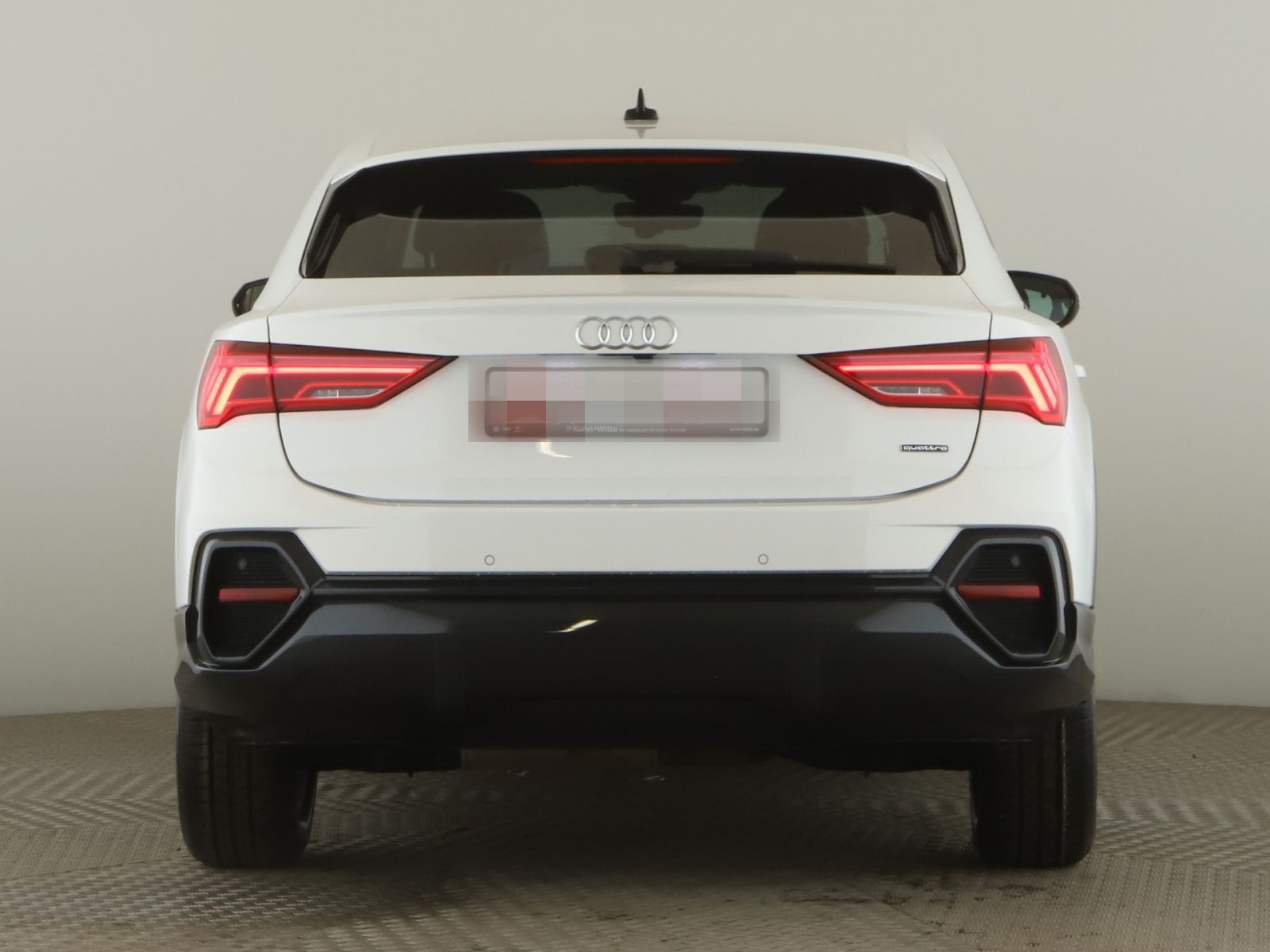 Audi Q3 Sportback 40 TDI quattro Matrix+RFK+StandH foto 7