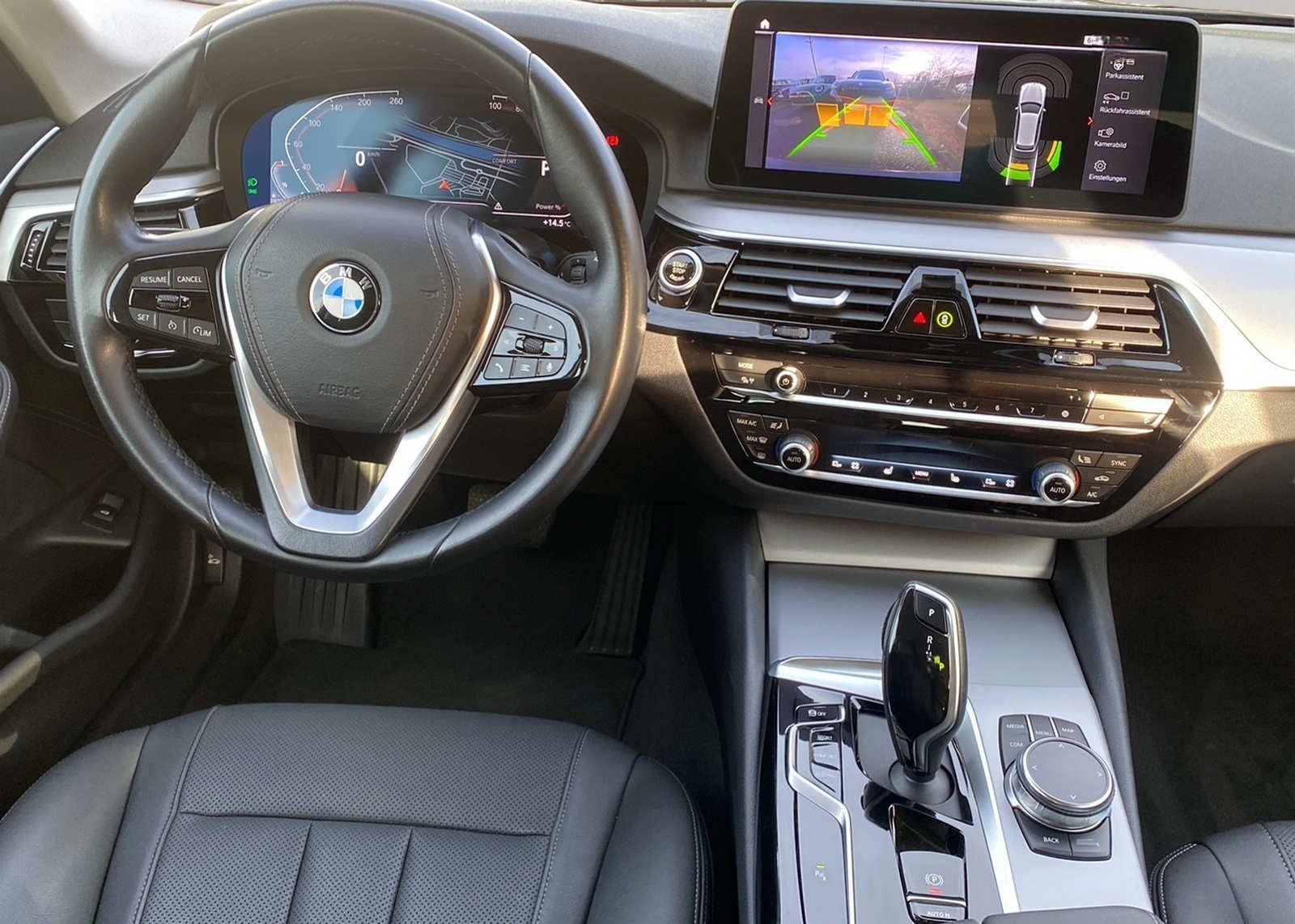 BMW 530d xDrive Touring LiveCockpitProf Kamera LED foto 14