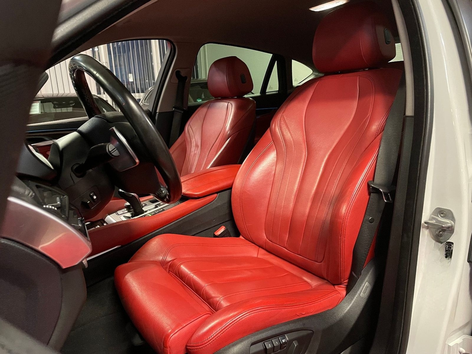 BMW X6.40d xDrive *KeylessGo + HeadUp + SHgpfl. foto 24