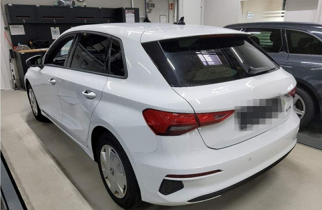 Audi A3 SB 30d  LED/ACC/NAVI/VIRTU/SHZ/8Fa foto 5