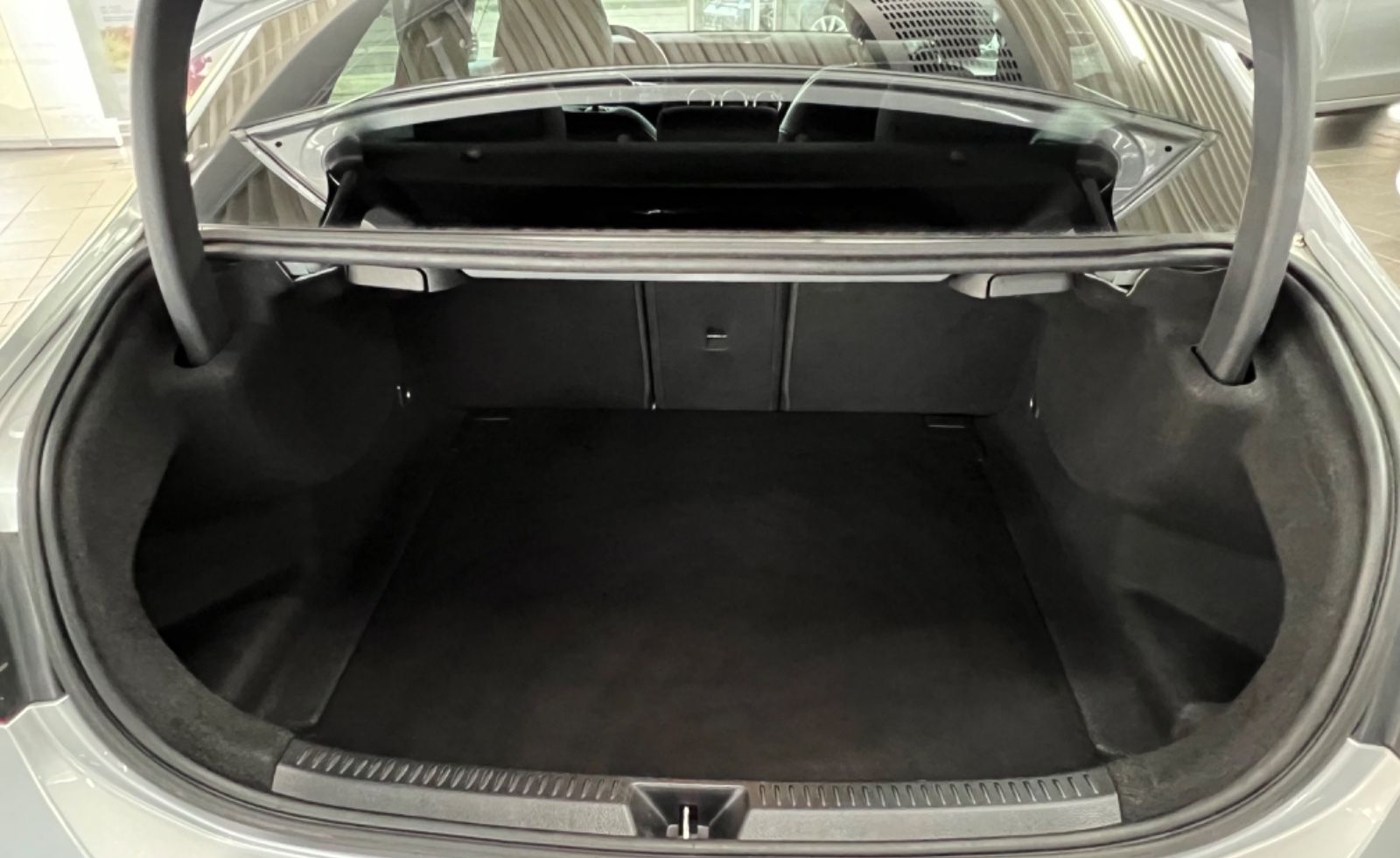 Mercedes-Benz A 180 d Limousine AMG Line Park-Paket+AHK foto 13