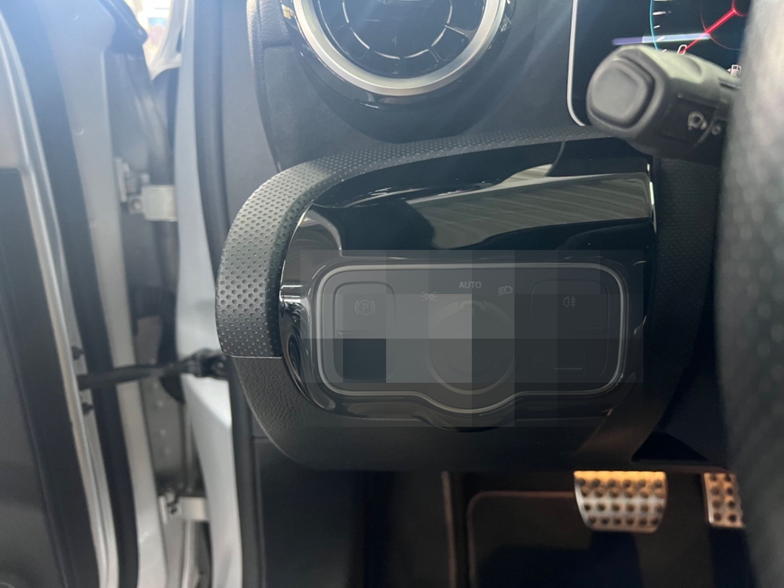 Mercedes-Benz A 180 d Limousine AMG Line Park-Paket+AHK foto 24