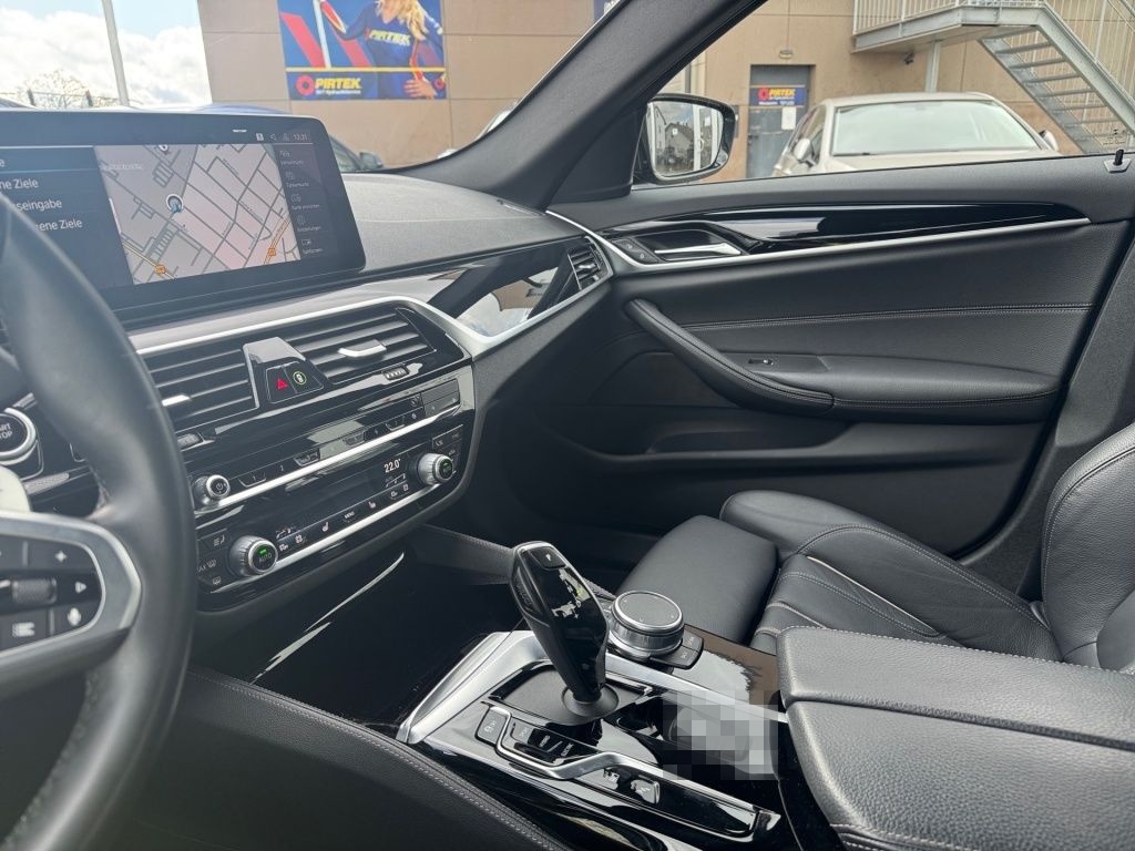 BMW 545e xDrive M-Sport LIVECOCKPROF/KAM/APP/4xSHZ foto 23