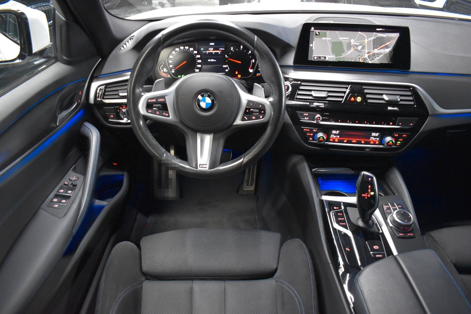 BMW 520 d M SPORT*LIVE COCKPIT*LED*SHZ*KAMERA*PDC foto 2