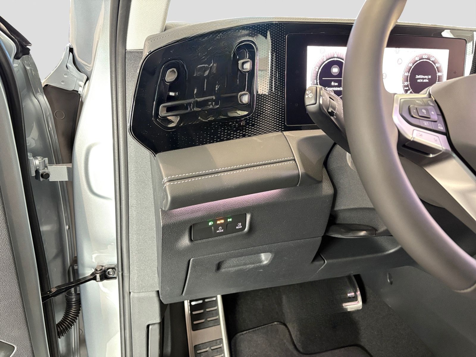 Volkswagen Tiguan ENERGY 1,5eTSI DSG AHK NAV 360KAM LED ACC foto 13