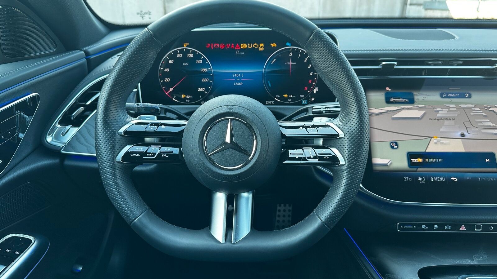 Mercedes-Benz E 300 de T AMG+Night+AHK+Distronic+DigiLight+360 foto 23