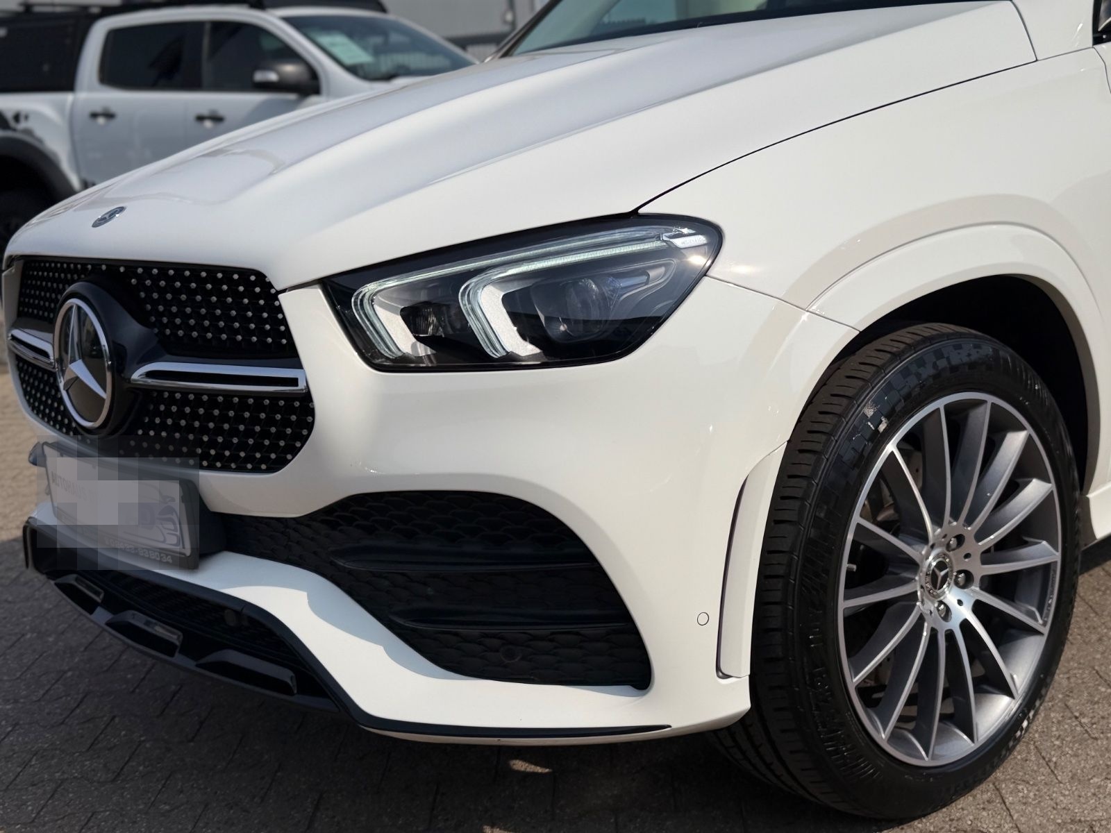 Mercedes-Benz GLE 300 d 4Matic AMG Line Night-Paket foto 10