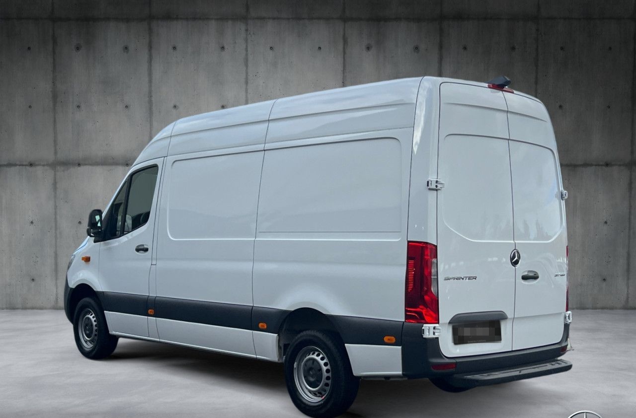 Mercedes-Benz Sprinter 317 CDI L2H2, MBUX, Autom, Kamera foto 8