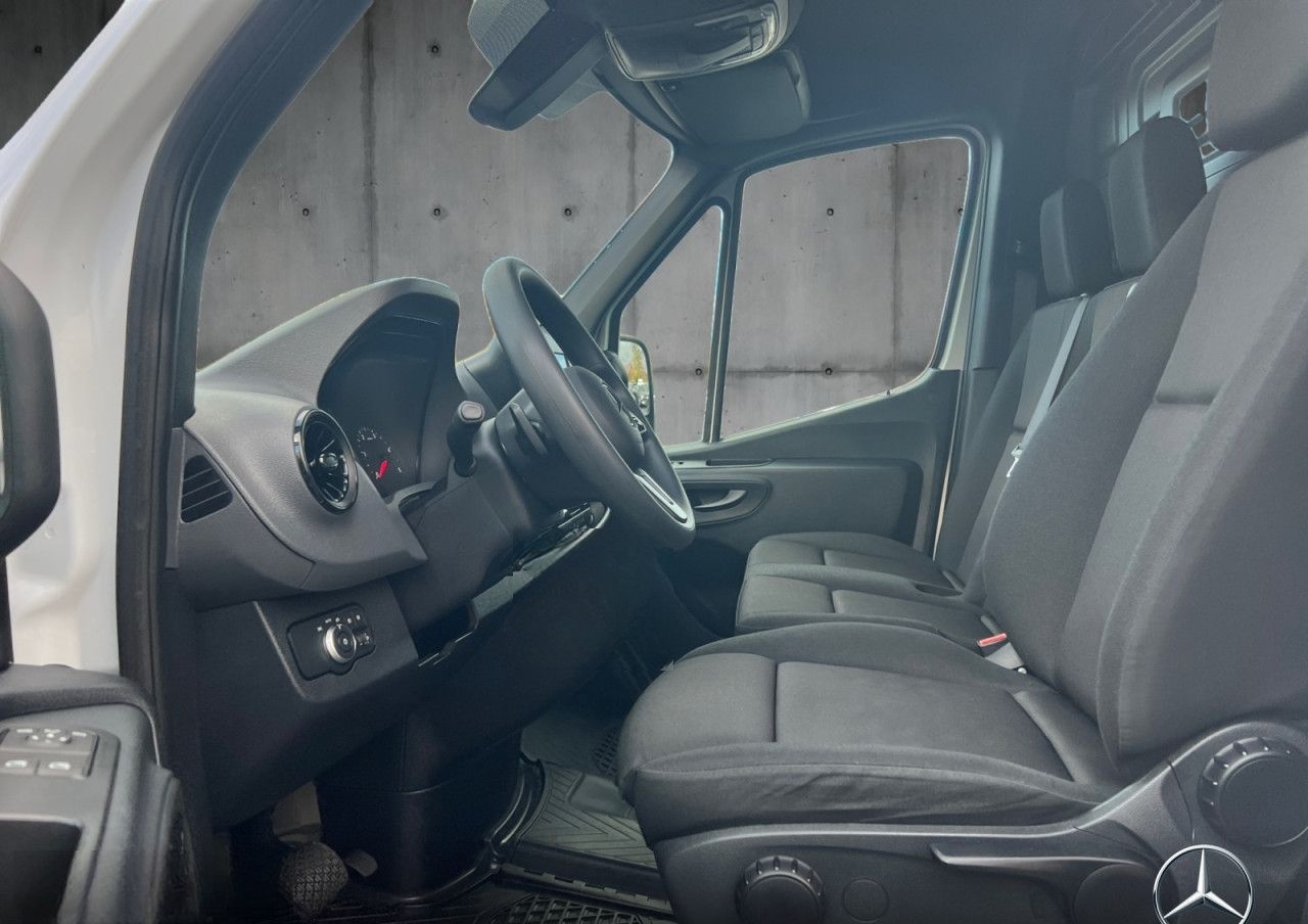 Mercedes-Benz Sprinter 317 CDI L2H2, MBUX, Autom, Kamera foto 9