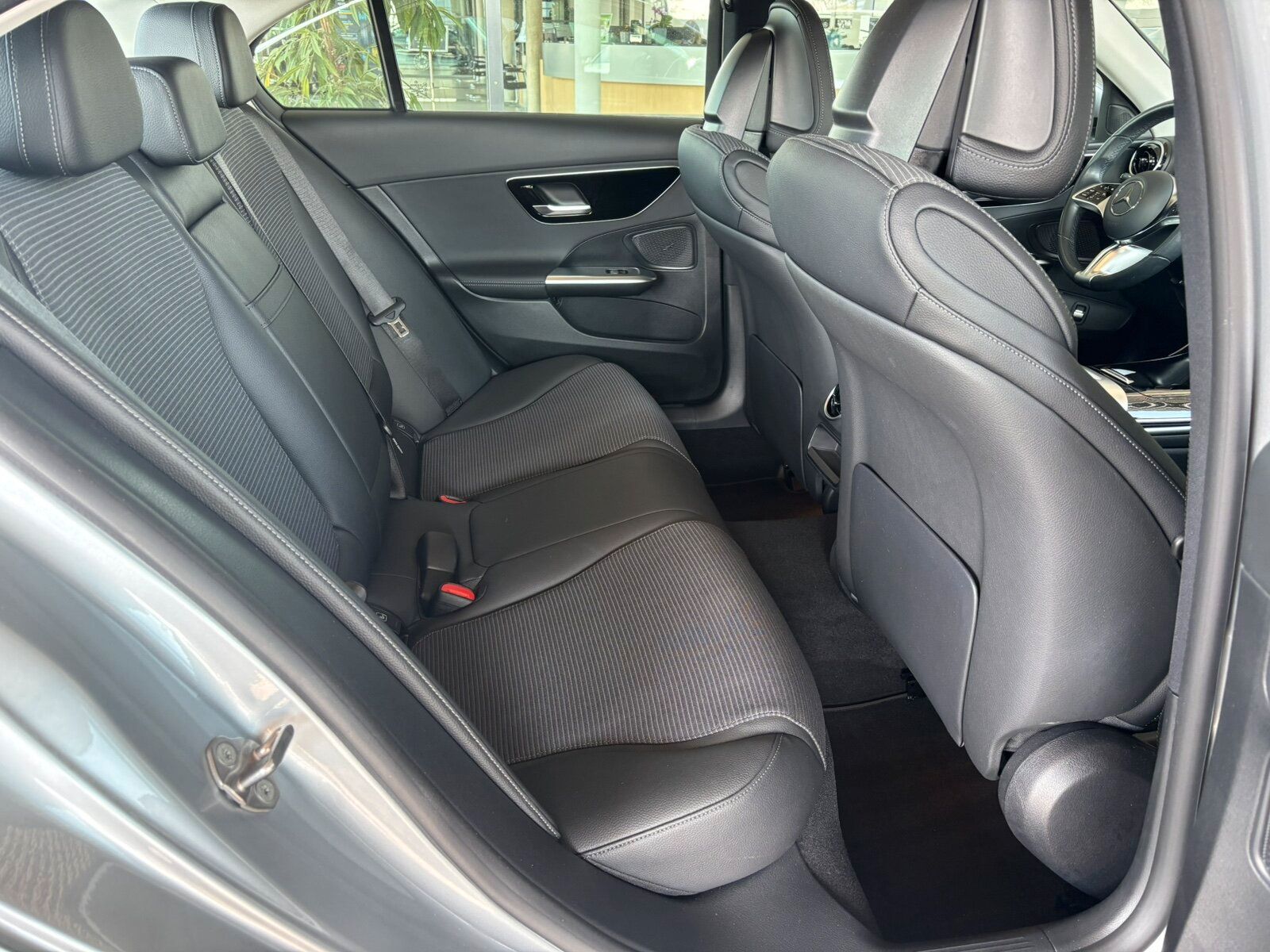 Mercedes-Benz C 180 Avantgarde+LED+360°+DAB+CaPlay+LED+Ambient foto 15