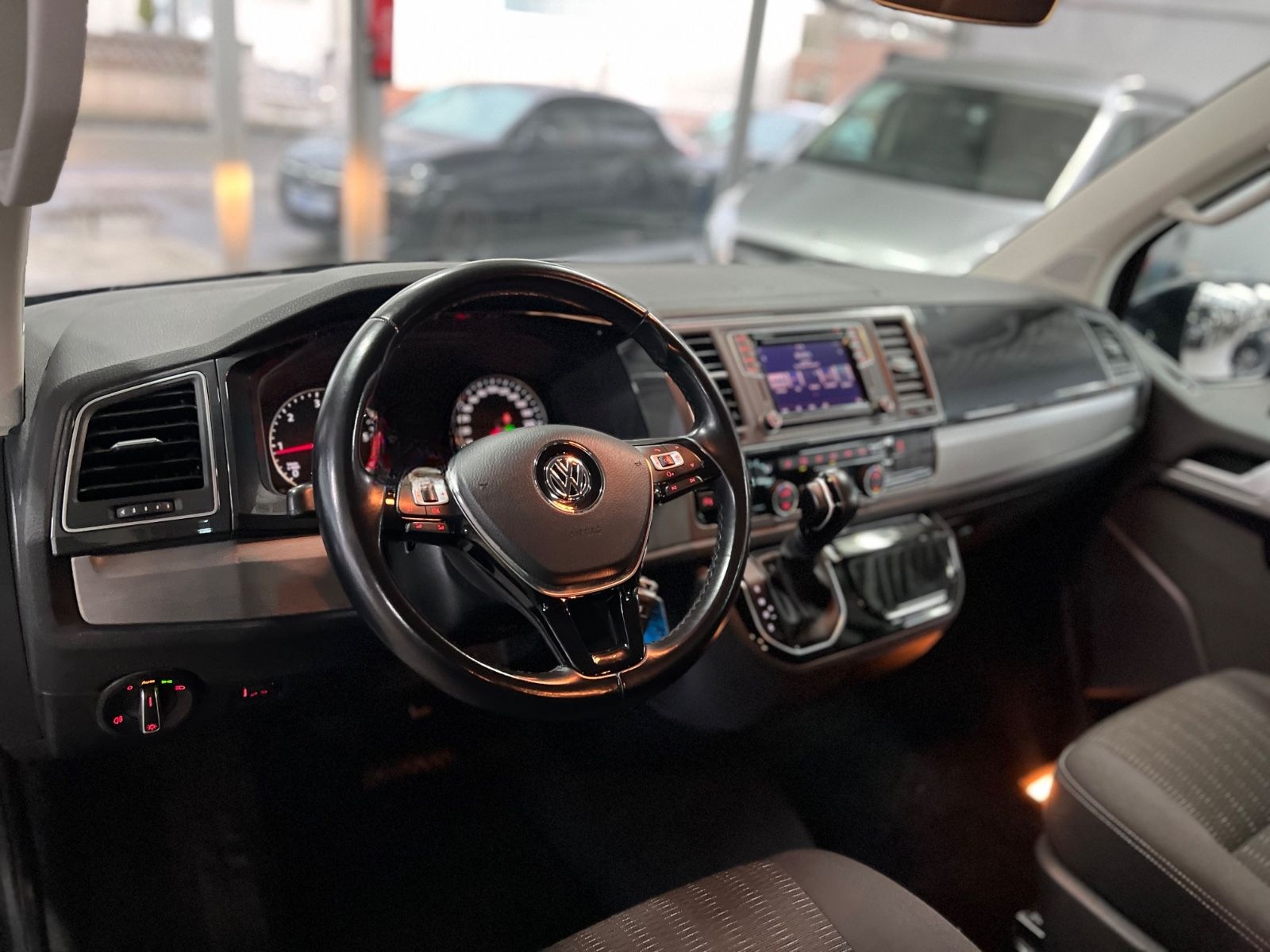 Volkswagen T6 2.0 TDI 4M Multivan Comfortline Standheizung foto 21