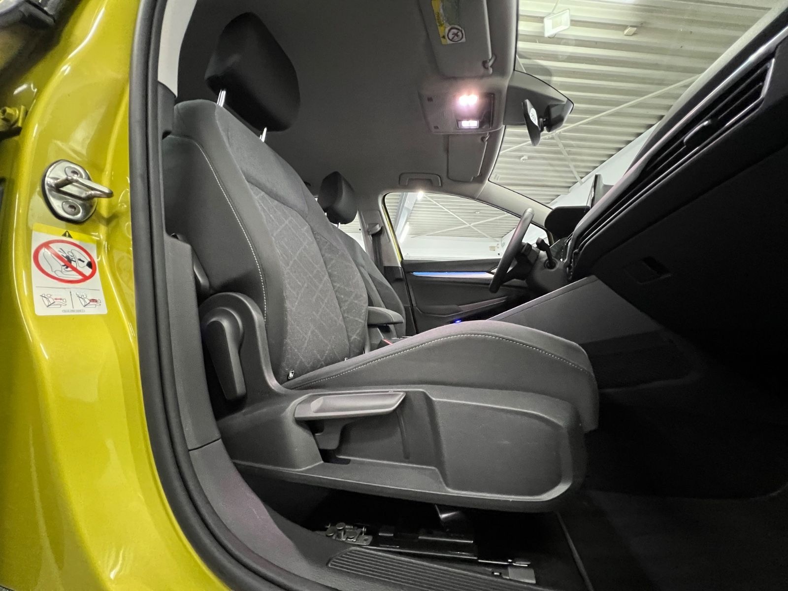 Volkswagen Golf VIII 2.0 TD Variant Life IQ+AHK+HuD+Limonen foto 16