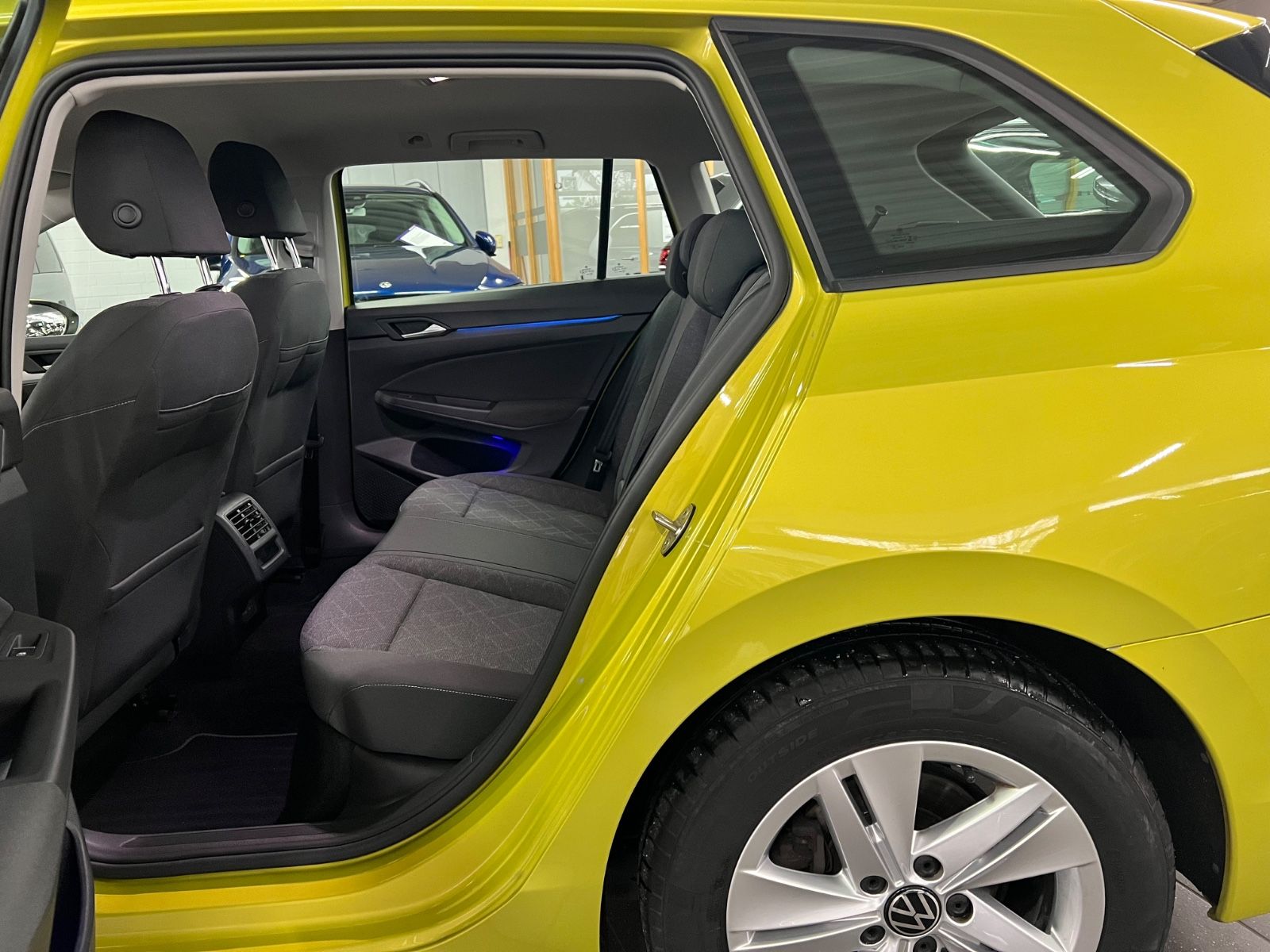 Volkswagen Golf VIII 2.0 TD Variant Life IQ+AHK+HuD+Limonen foto 19